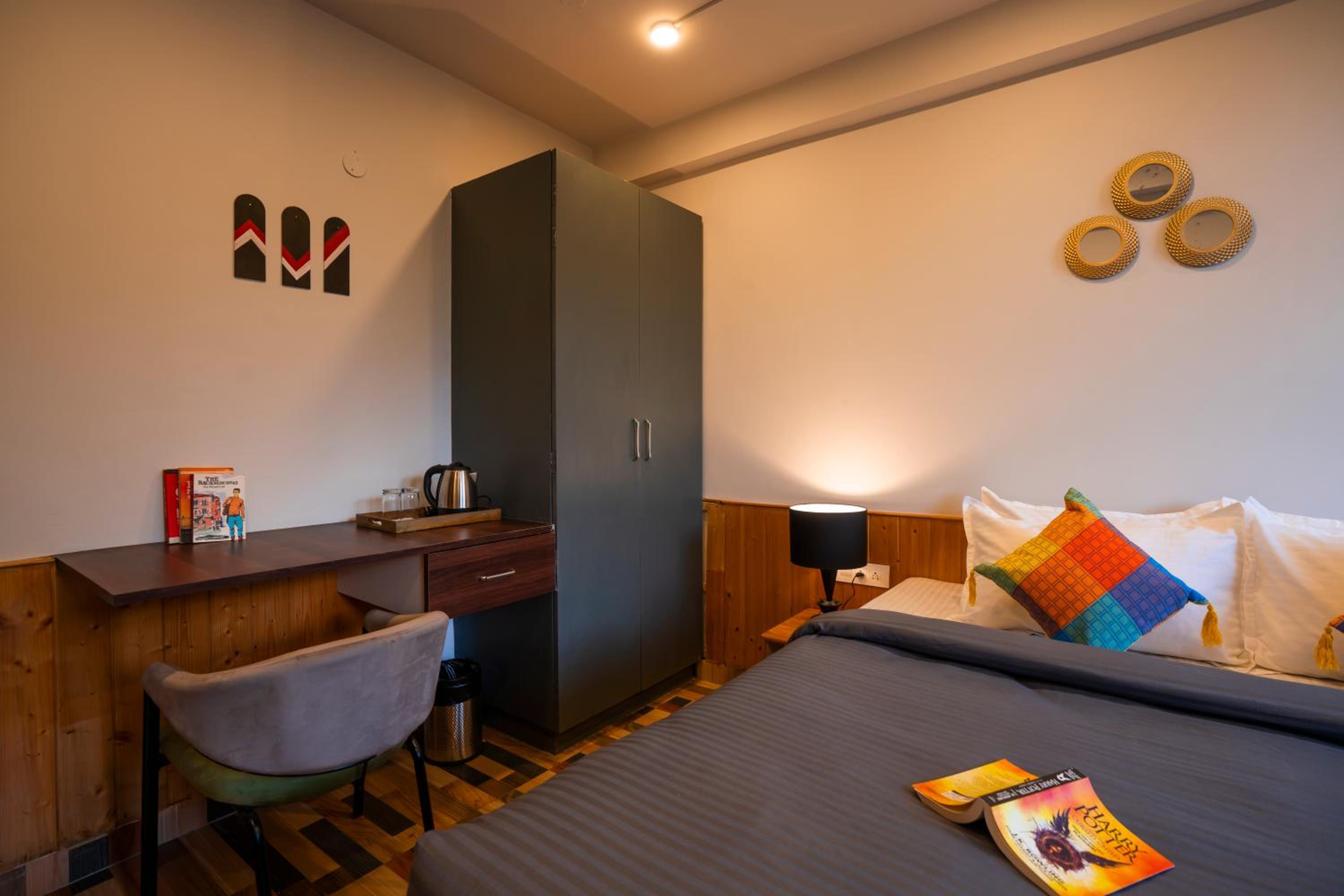 Double Room with Balcony - Photo 7