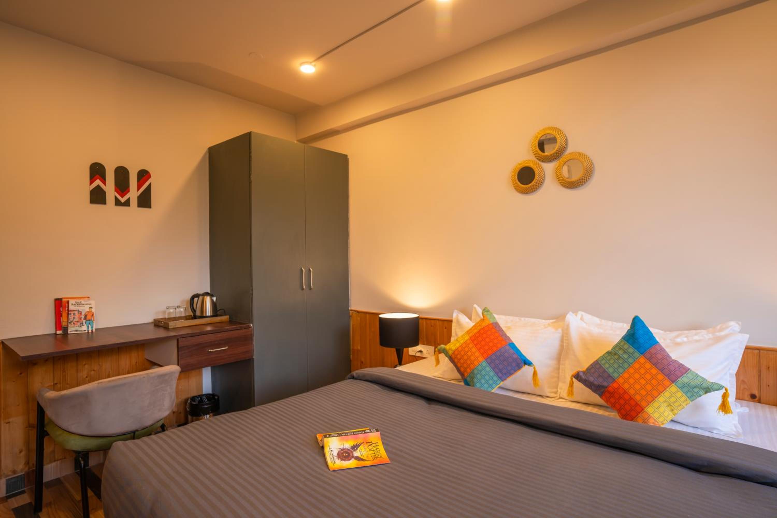 Double Room with Balcony - Photo 6