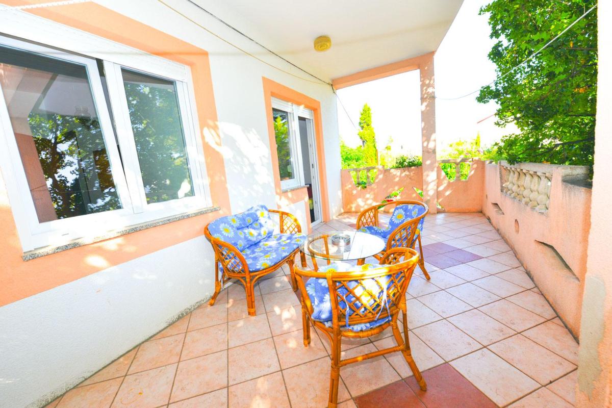 Apartment with Balcony