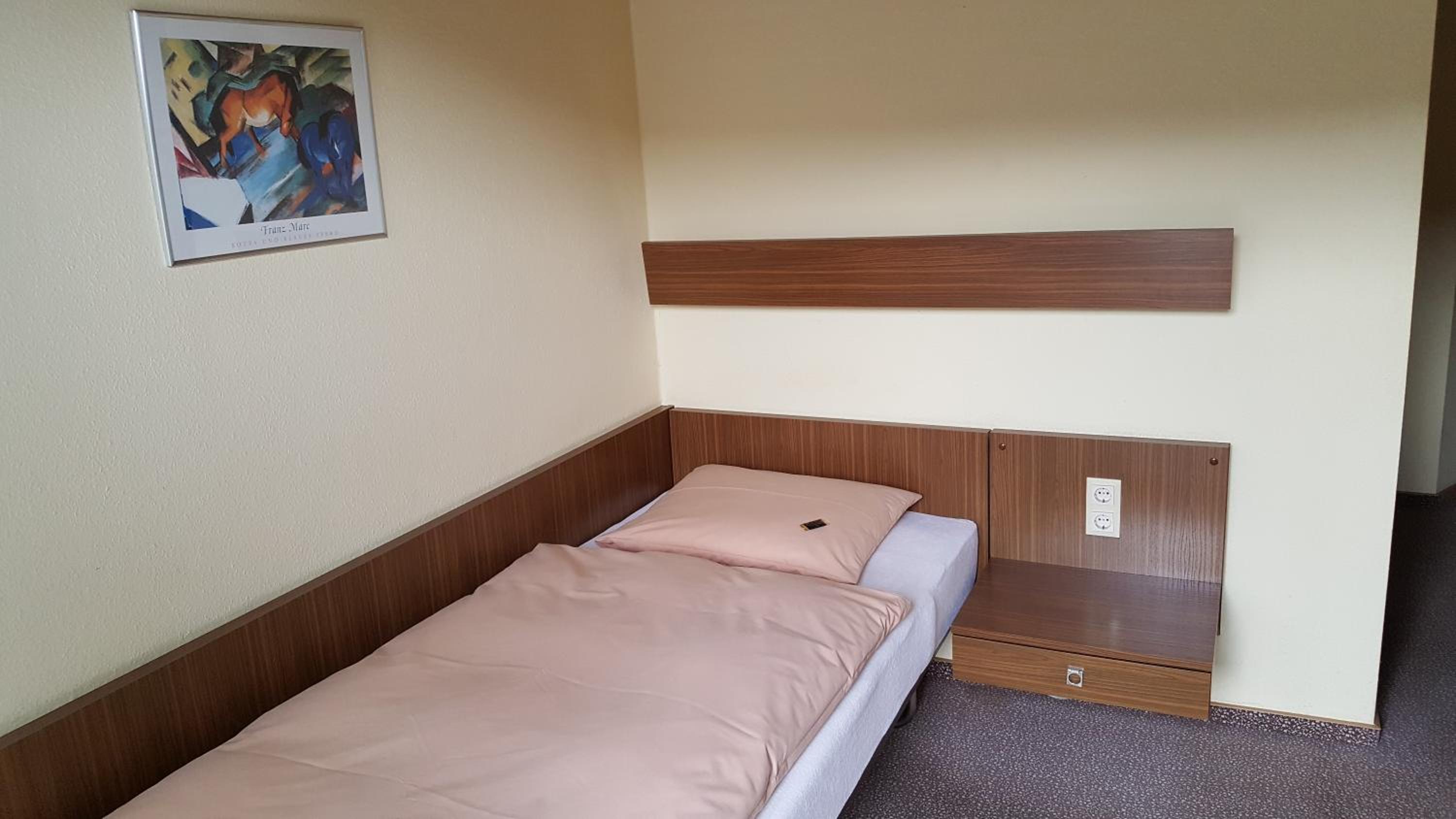 Single Room photo 1