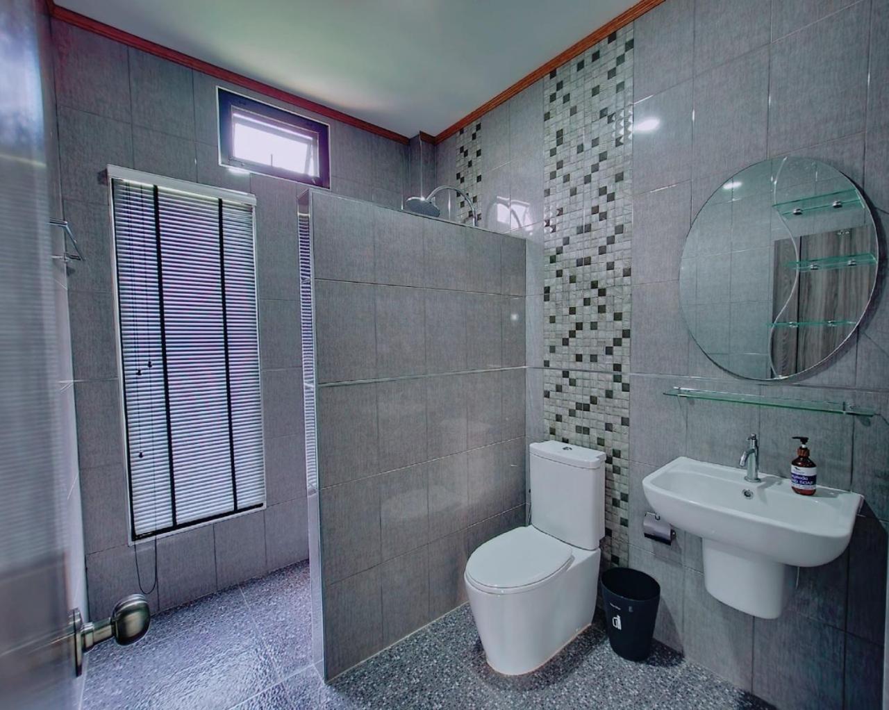 Three-Bedroom House - Photo 11