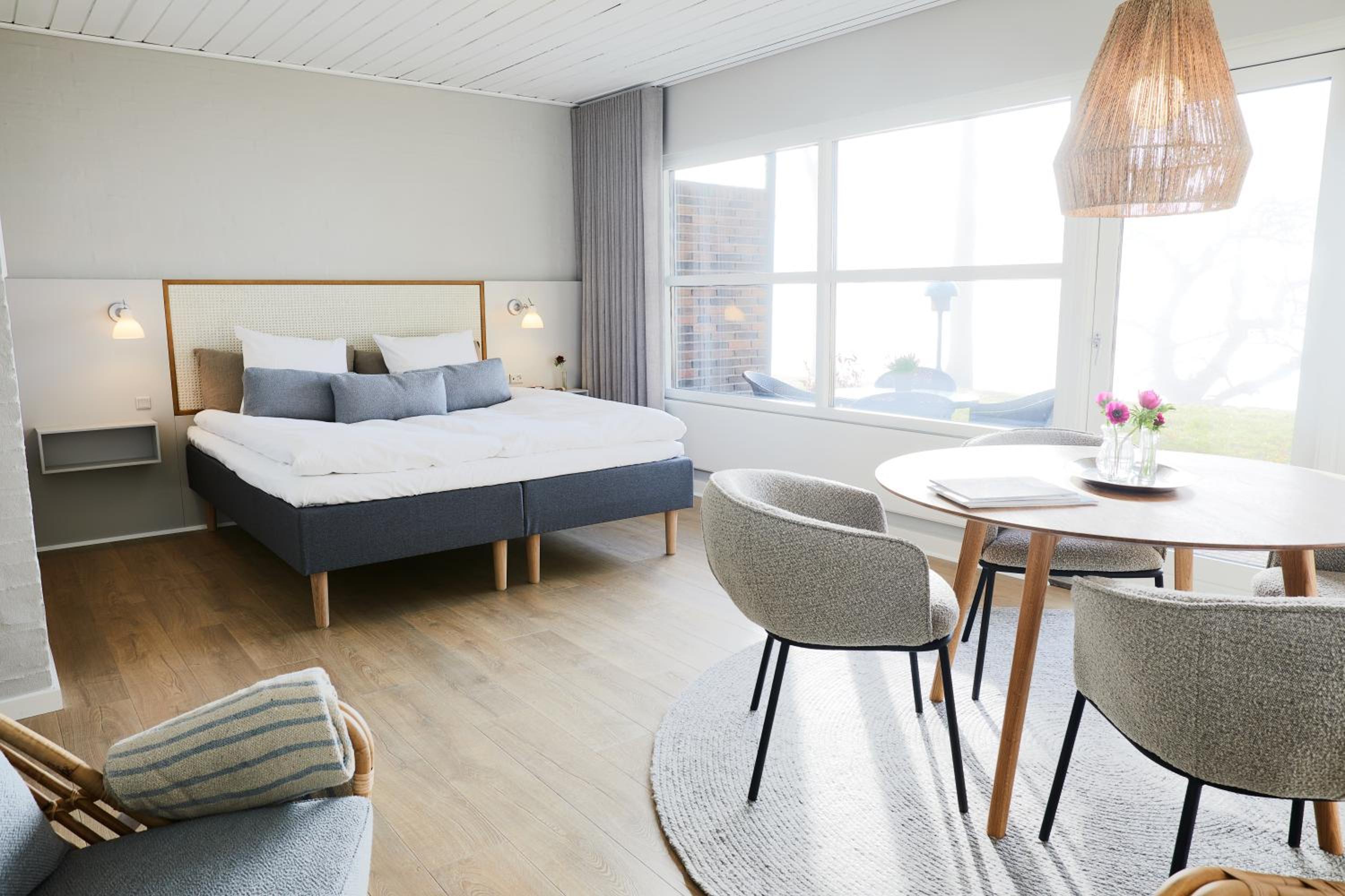 Two-Bedroom Apartment with Sea View photo 1