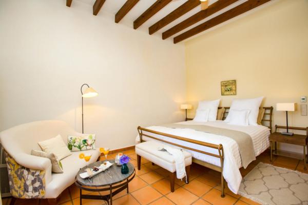 Deluxe Room - Photo 1