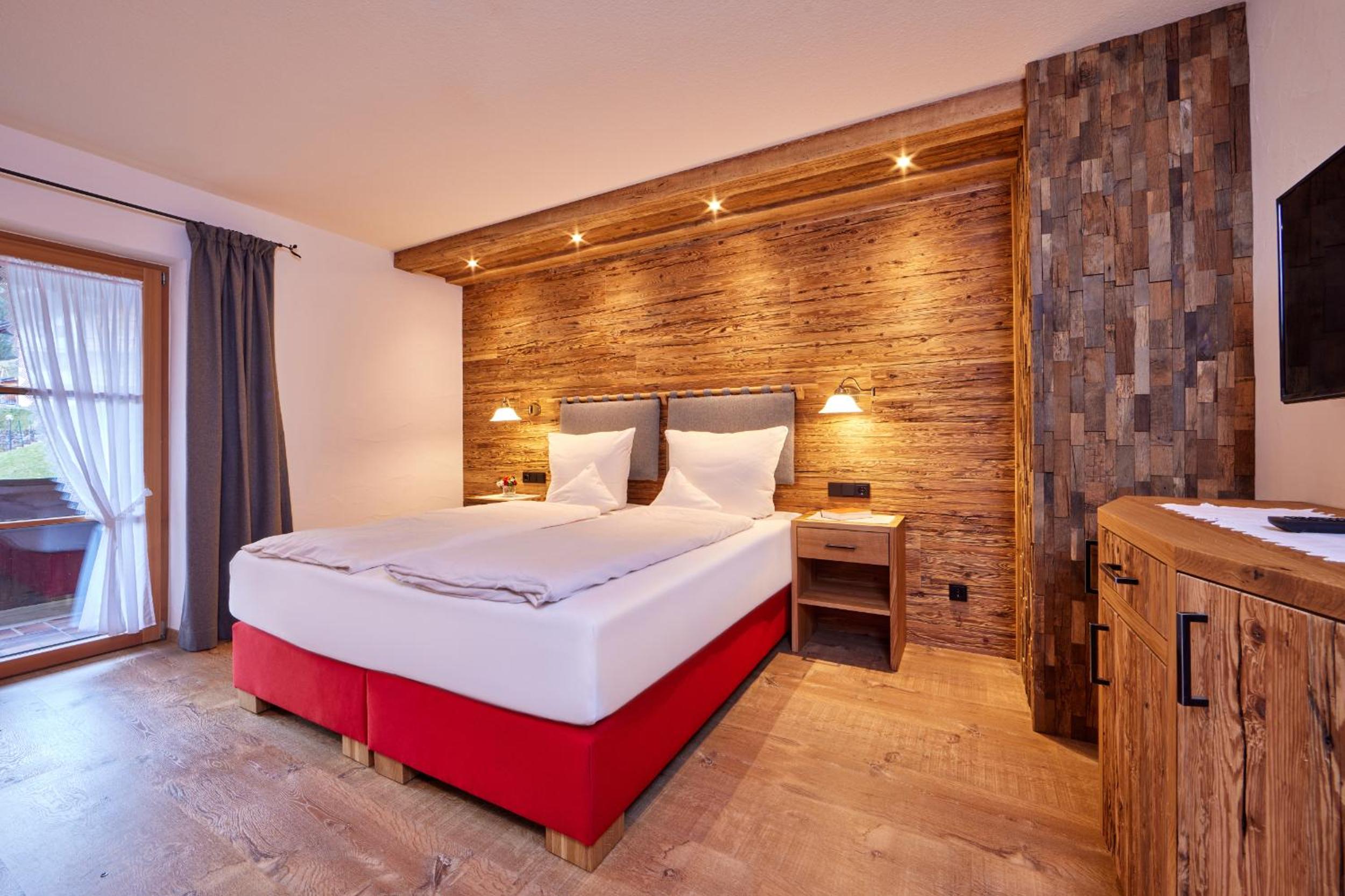 Double Room with Balcony photo 3