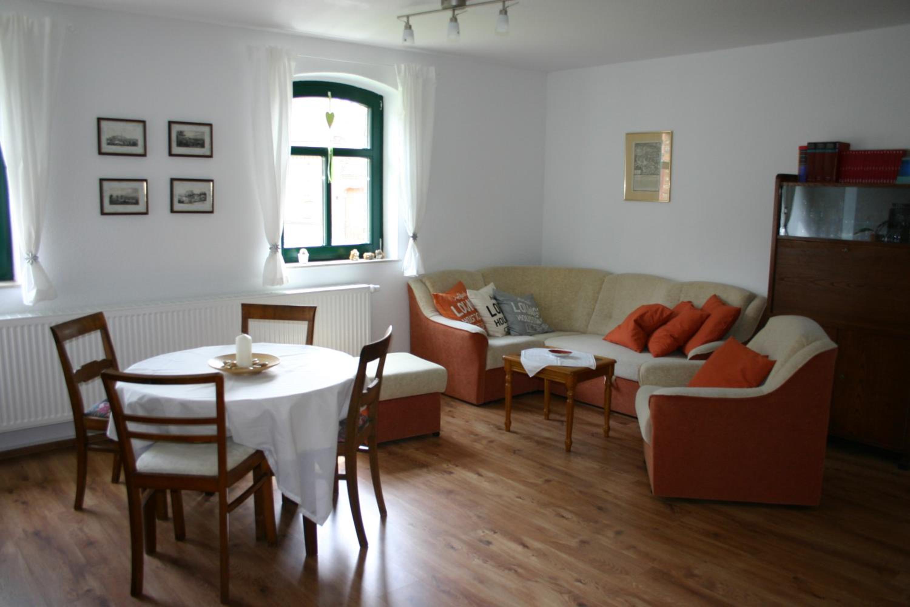One-Bedroom Apartment photo 2