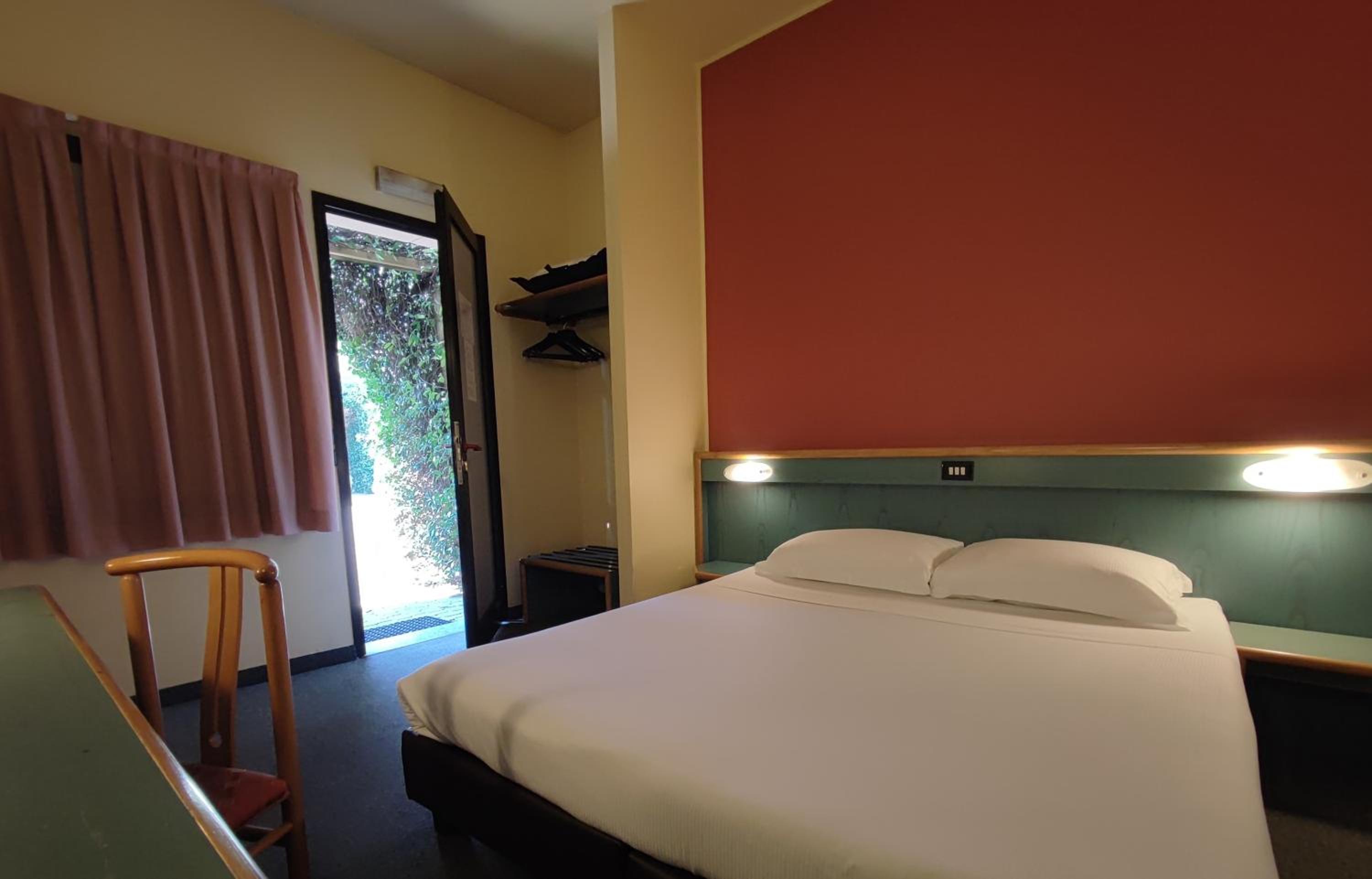 Economy Double or Twin Room