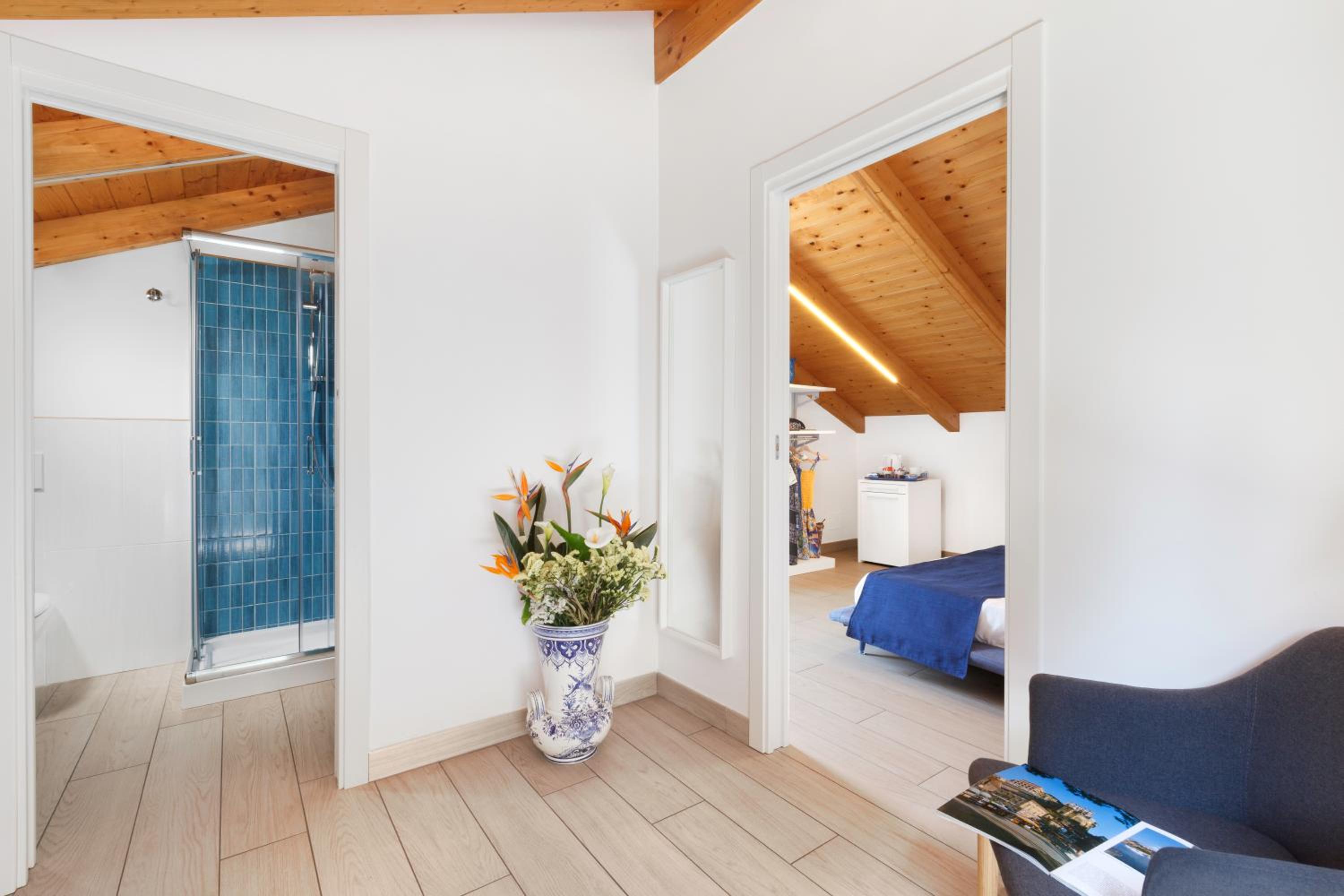 Junior Suite with Sea View - Photo 7