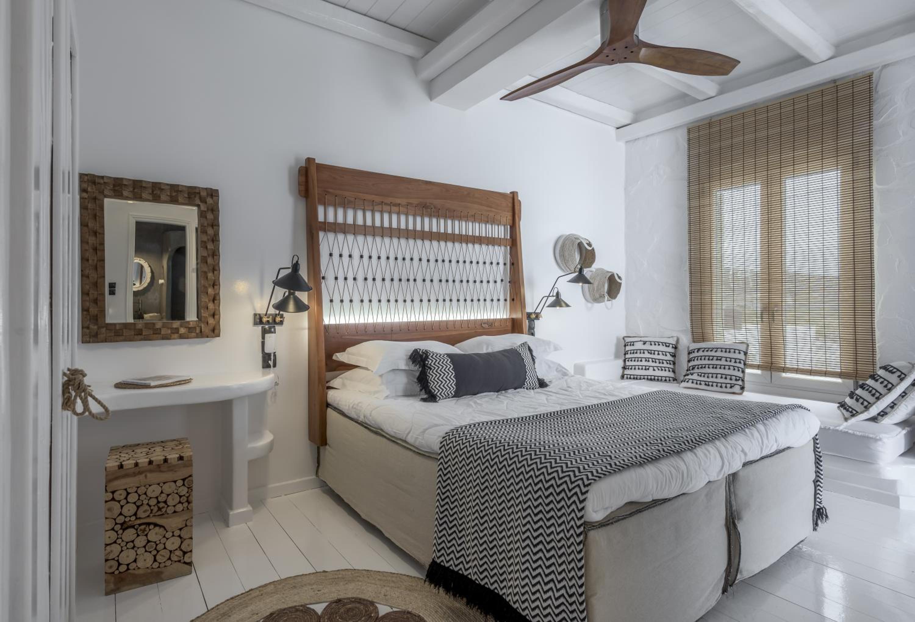 Studio Apartment with Sea View photo 1