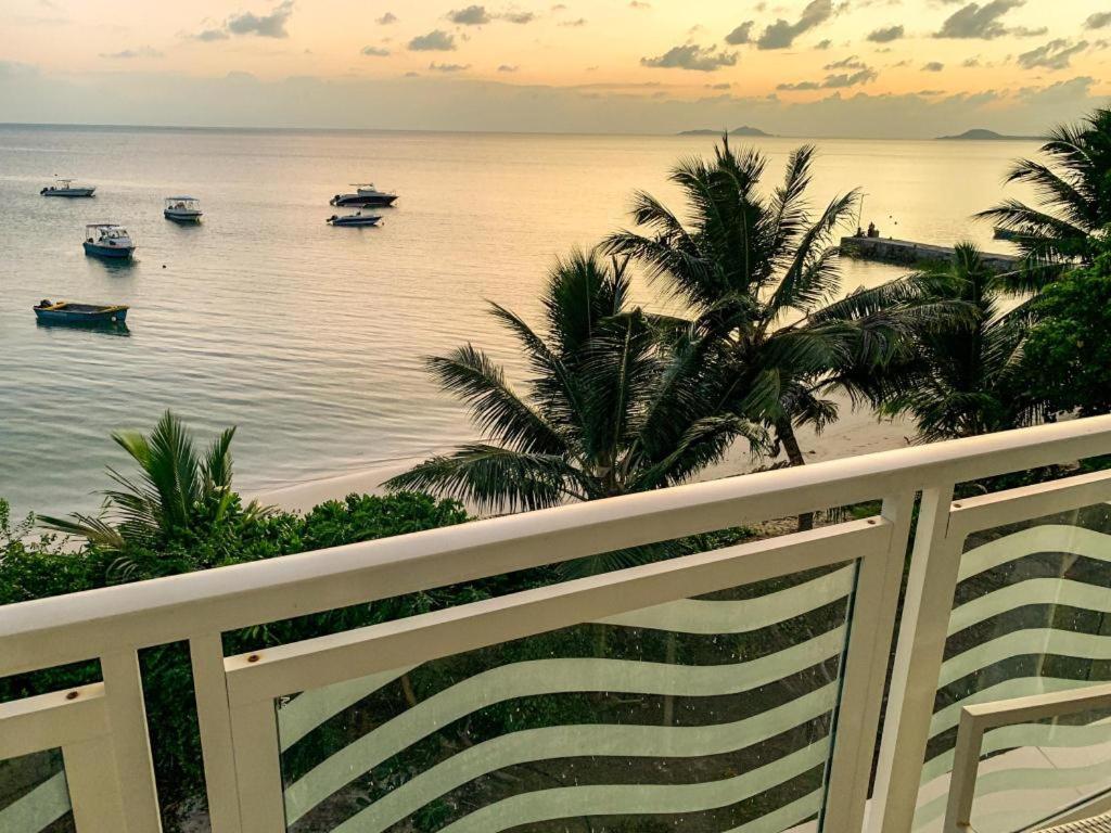 Deluxe Double Room with Balcony and Sea View