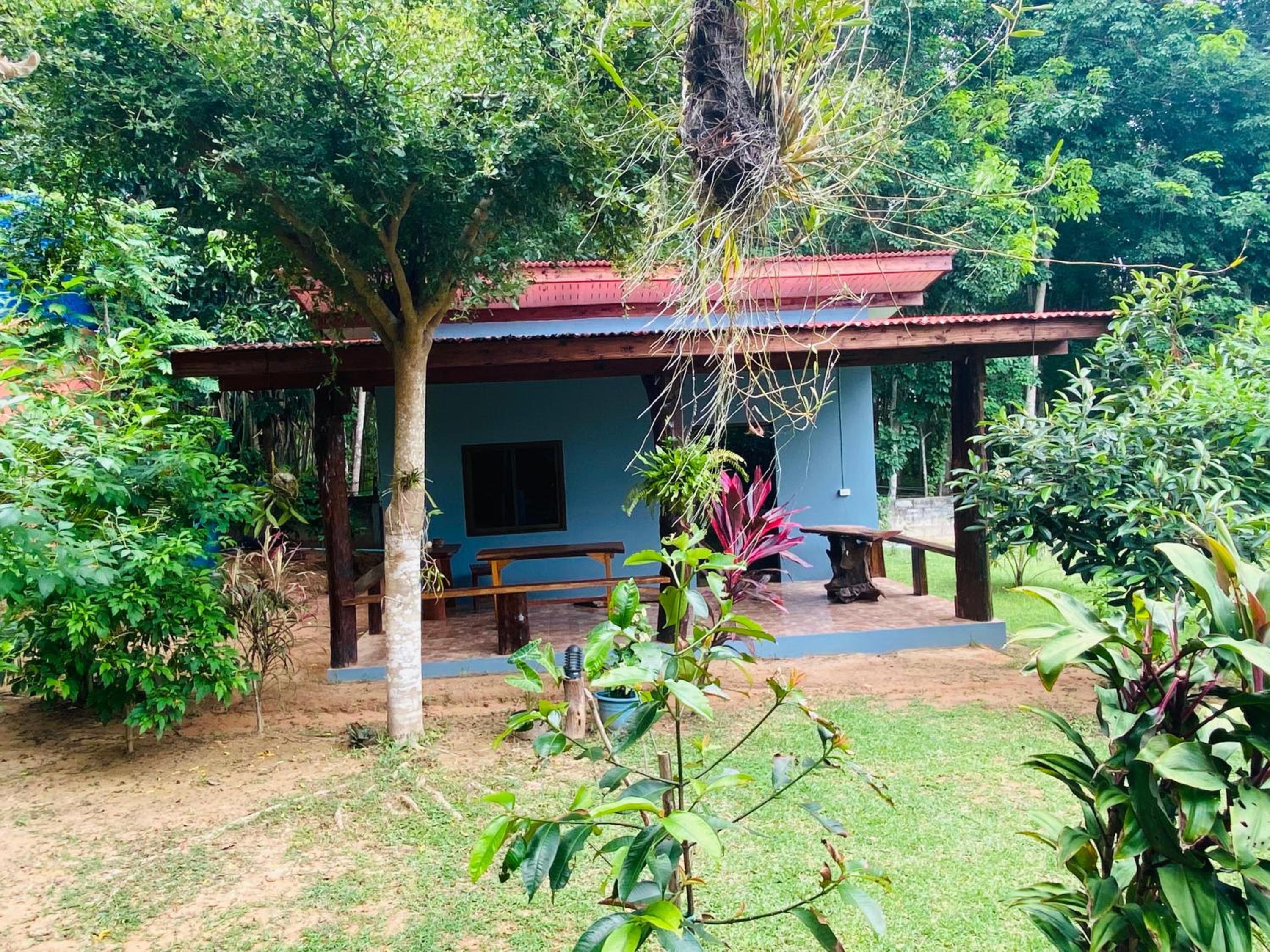 One-Bedroom House - Photo 18