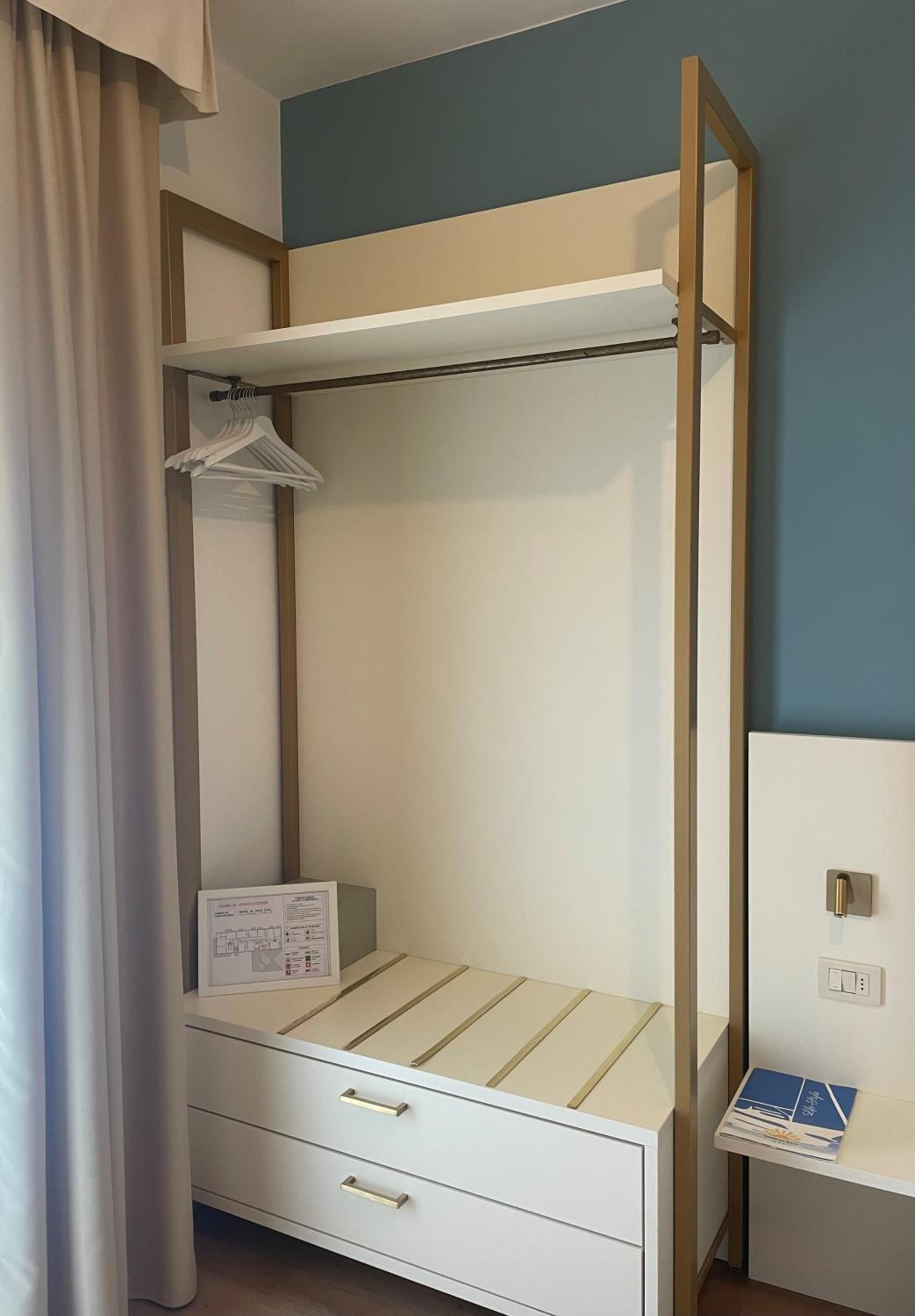 Single Room with Balcony photo 3