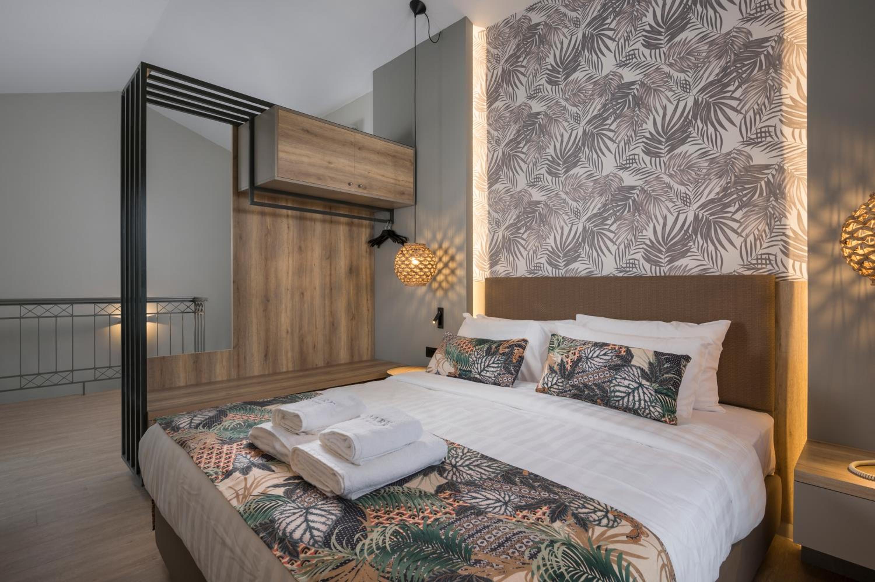 Deluxe Suite with Sea View photo 3