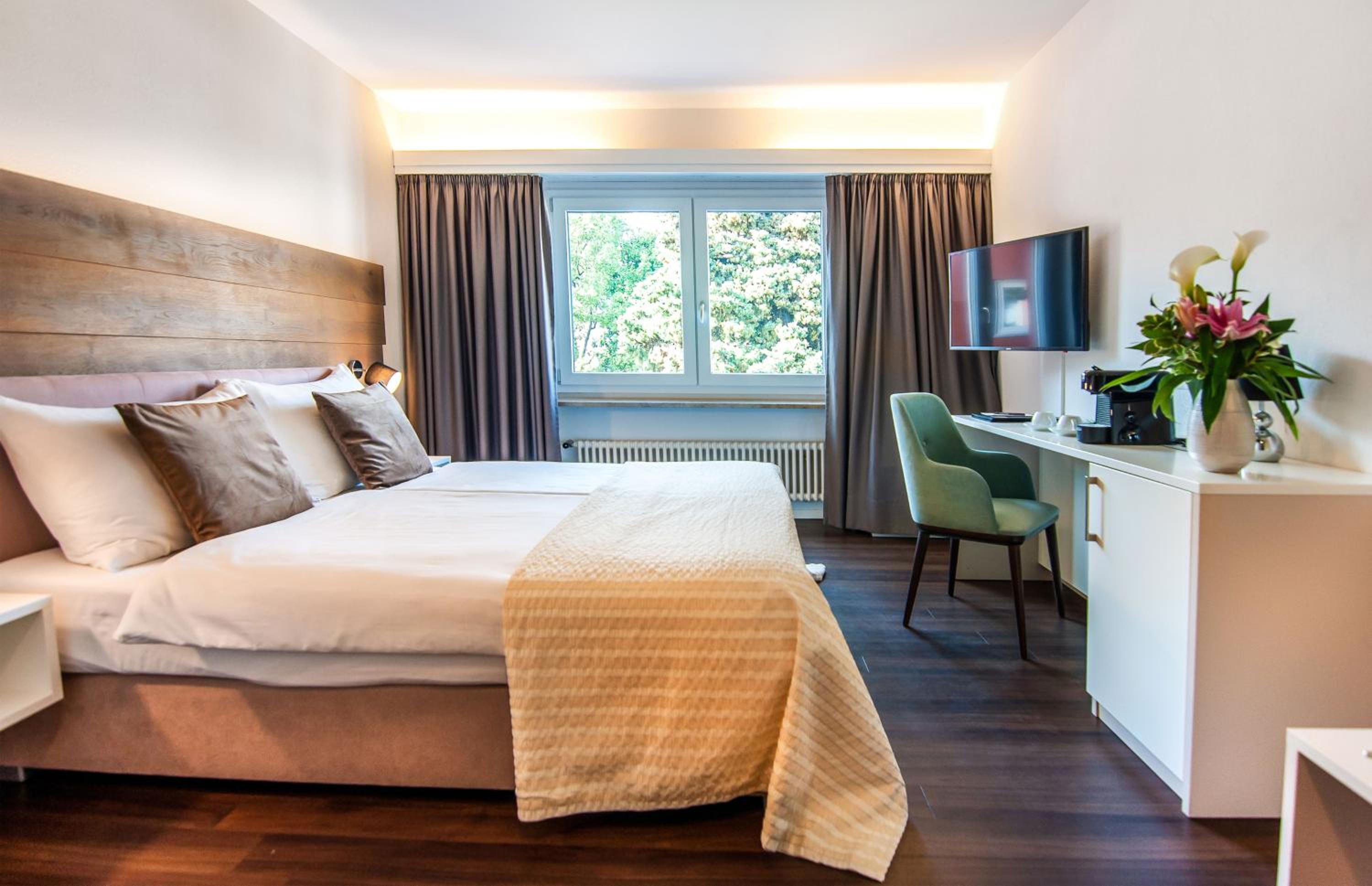 Superior Double or Twin Room with Garden View - Photo 1