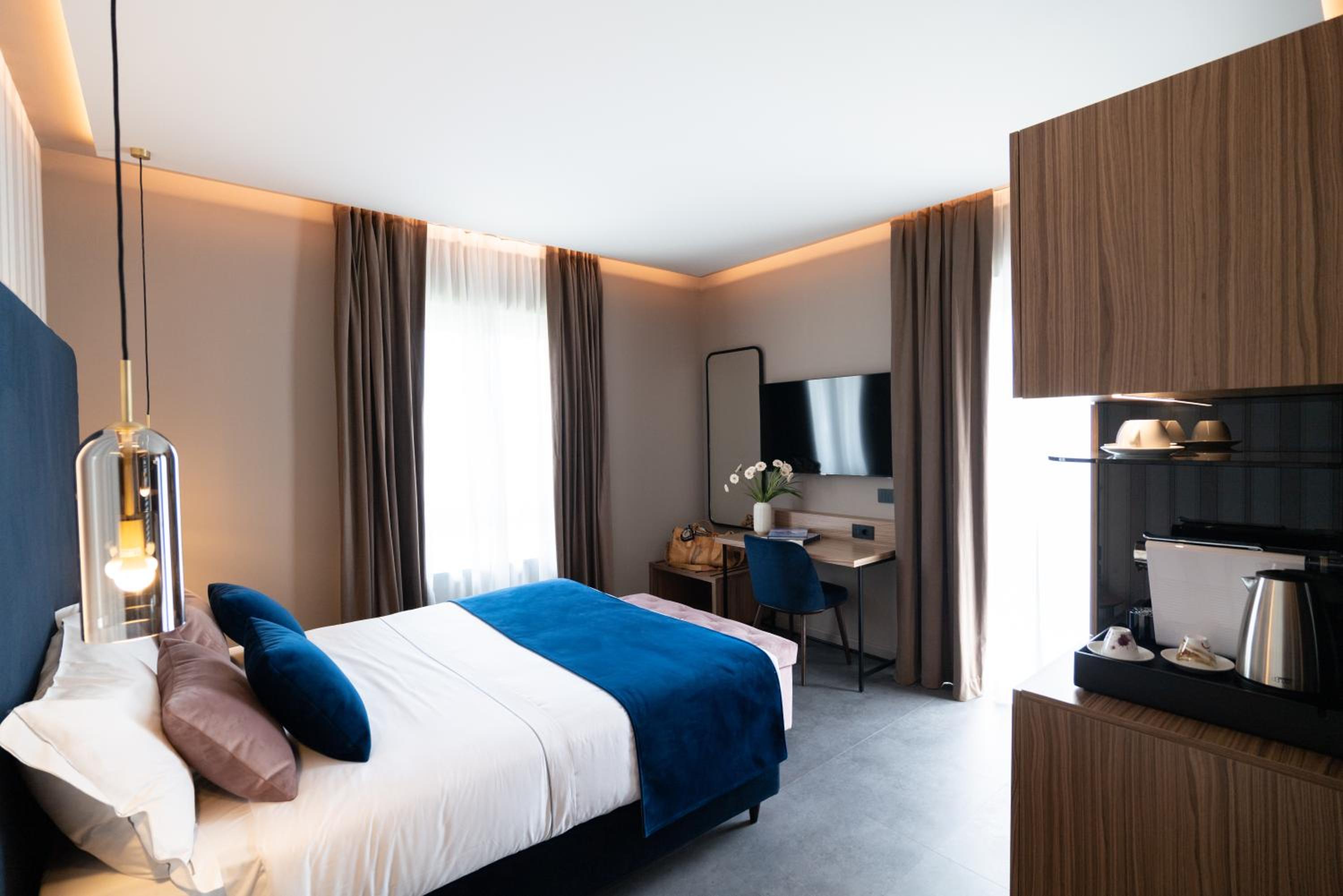 Deluxe Double Room - Photo 1