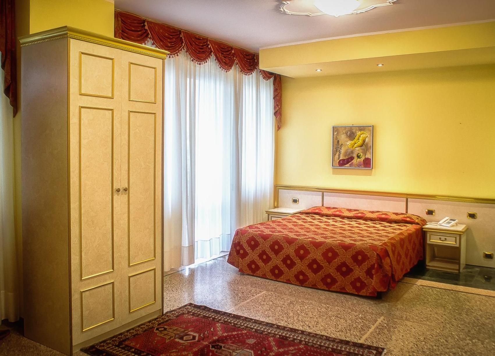 Superior Double Room - Photo 2