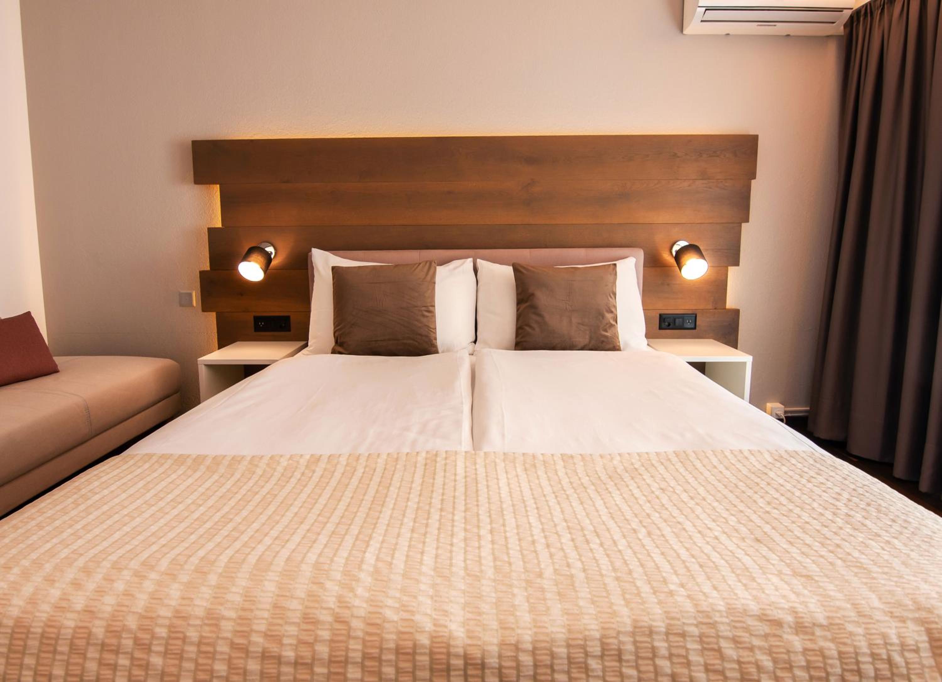 Standard Triple Room - Photo 3
