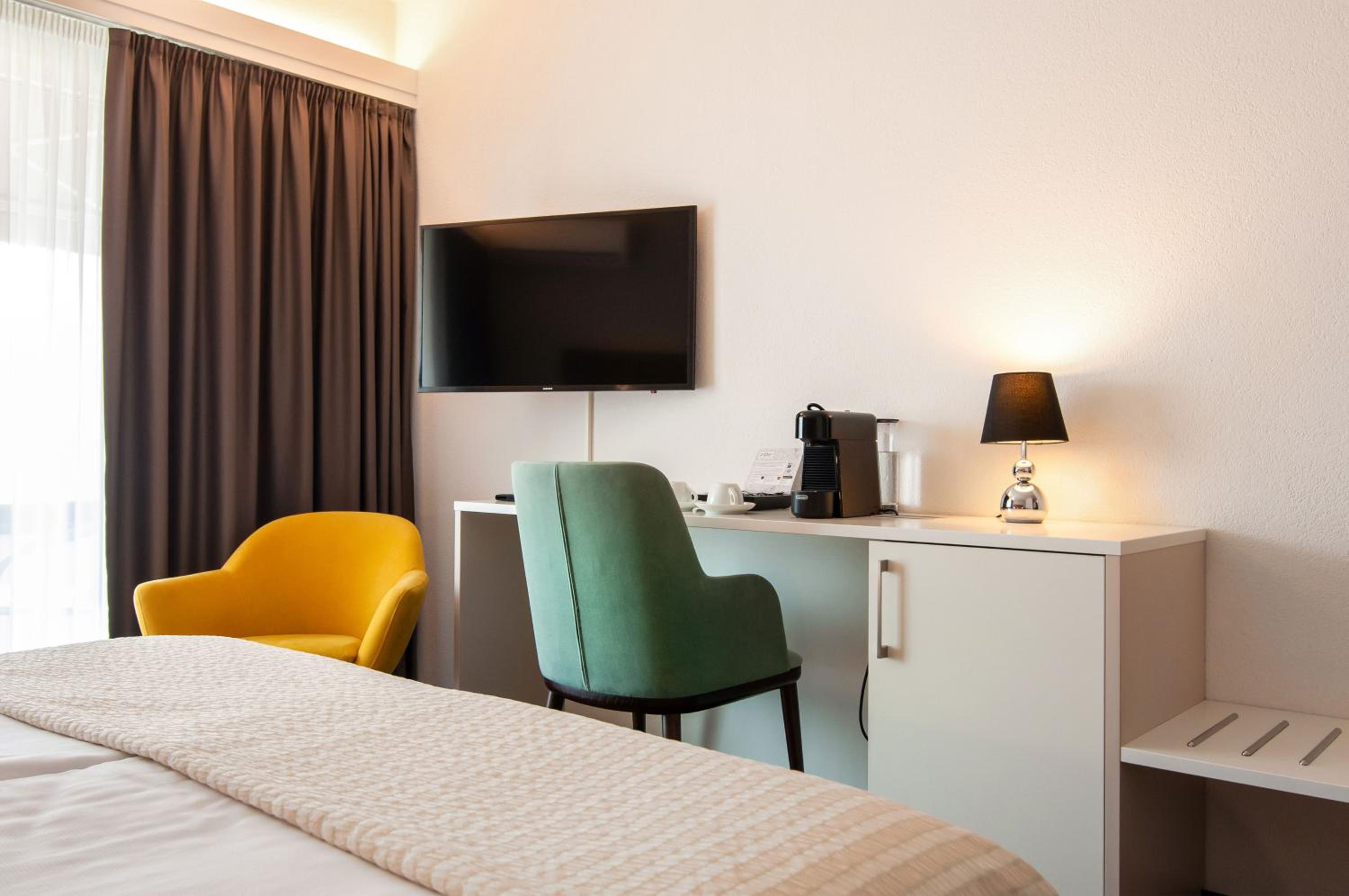 Standard Triple Room - Photo 4