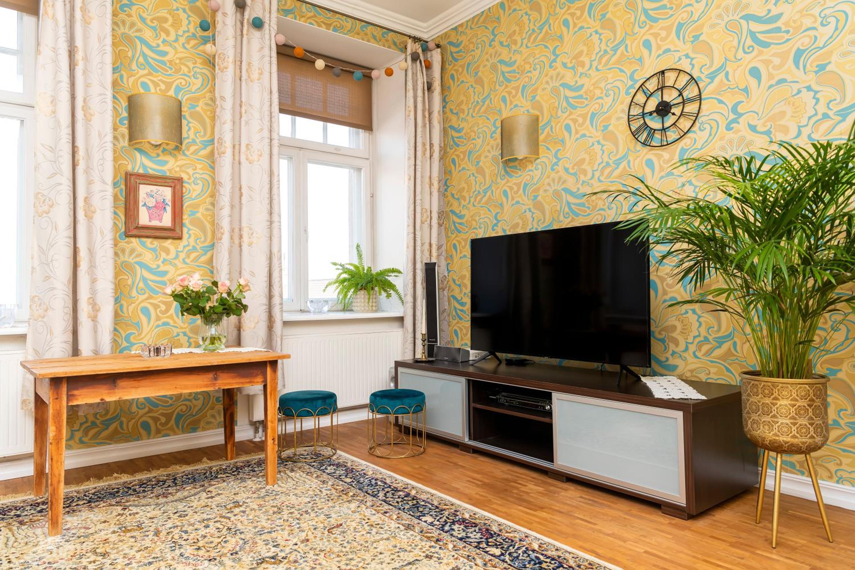Two-Bedroom Apartment - Photo 1