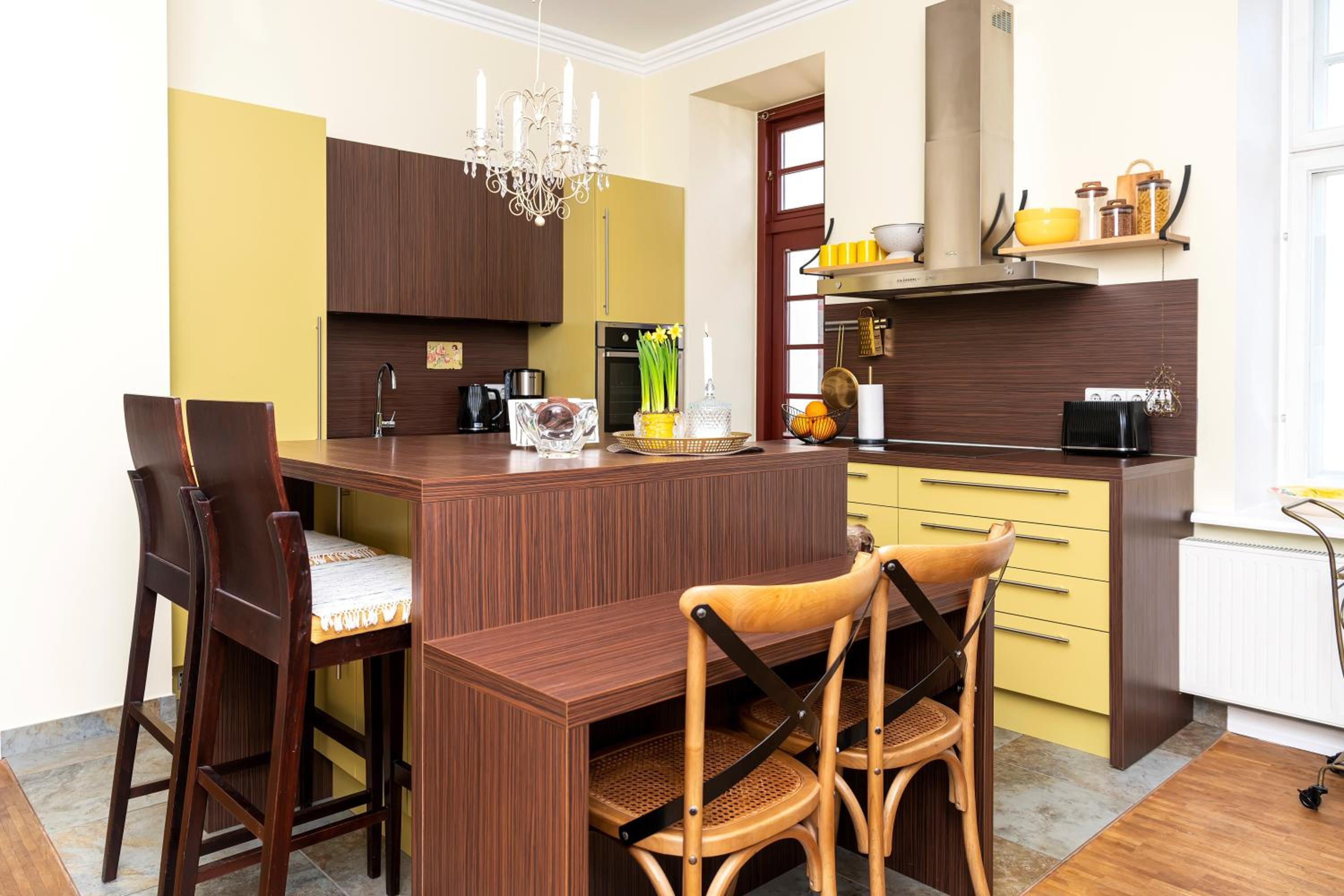 Two-Bedroom Apartment - Photo 3