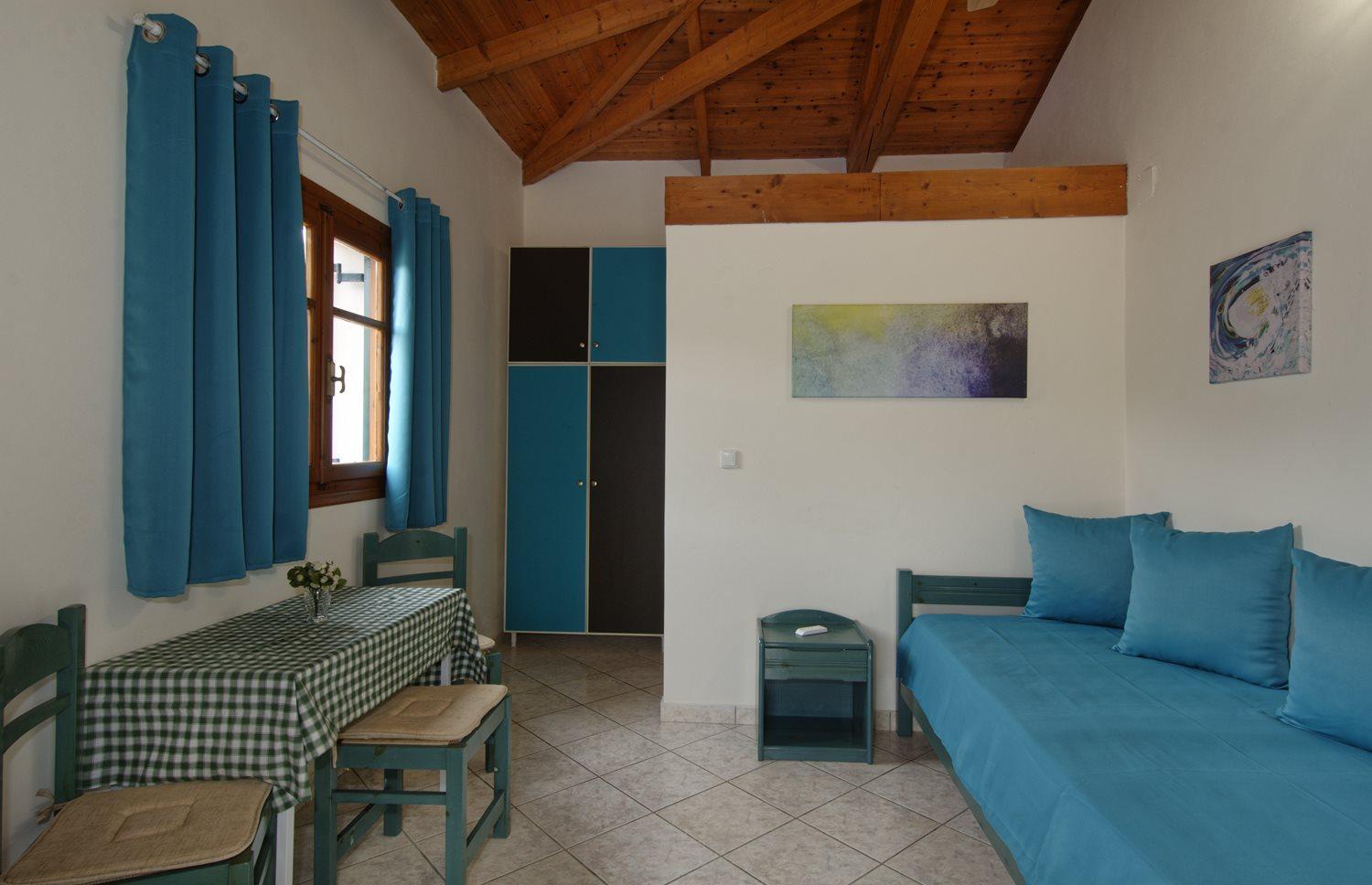One-Bedroom House photo 3