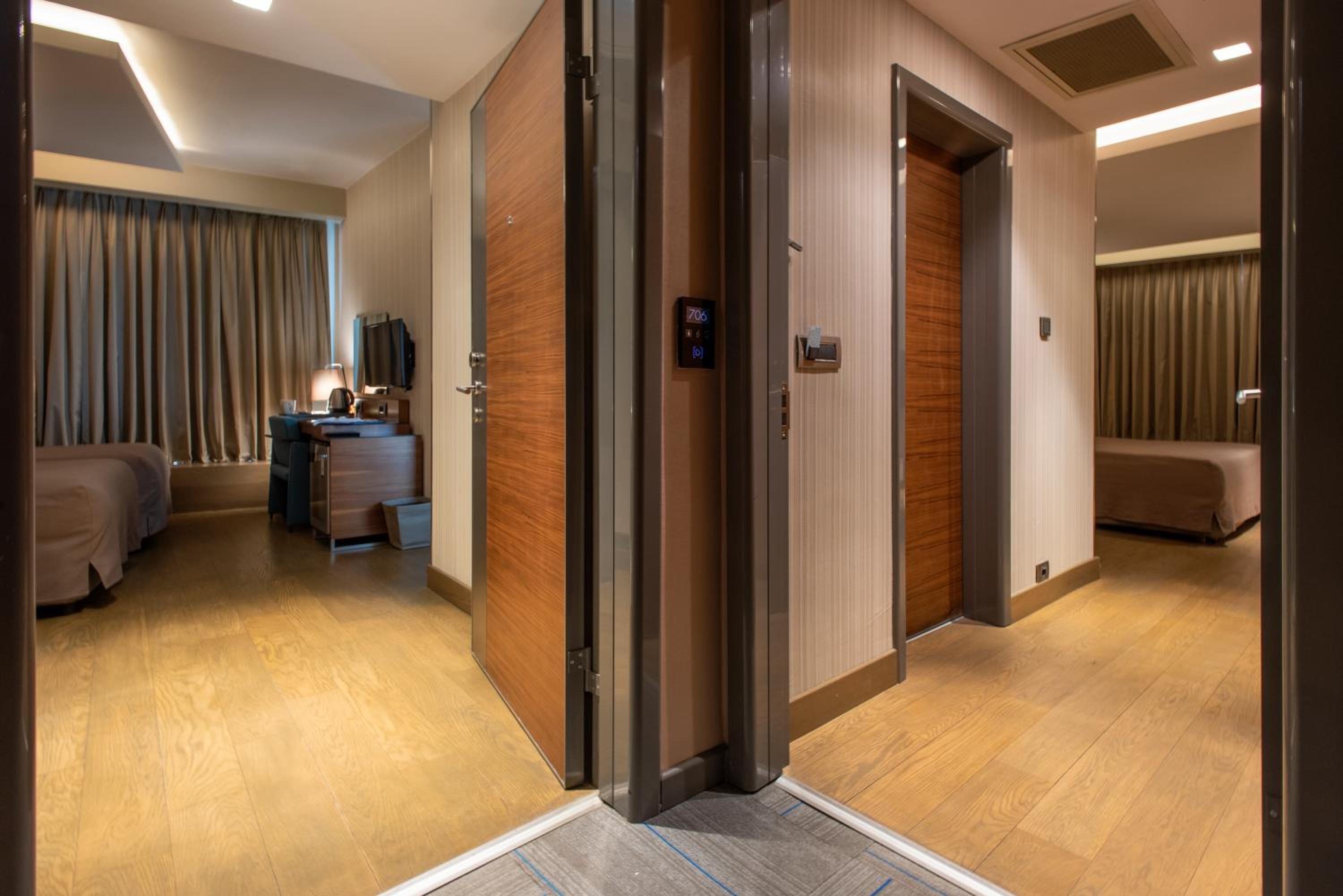 Available room