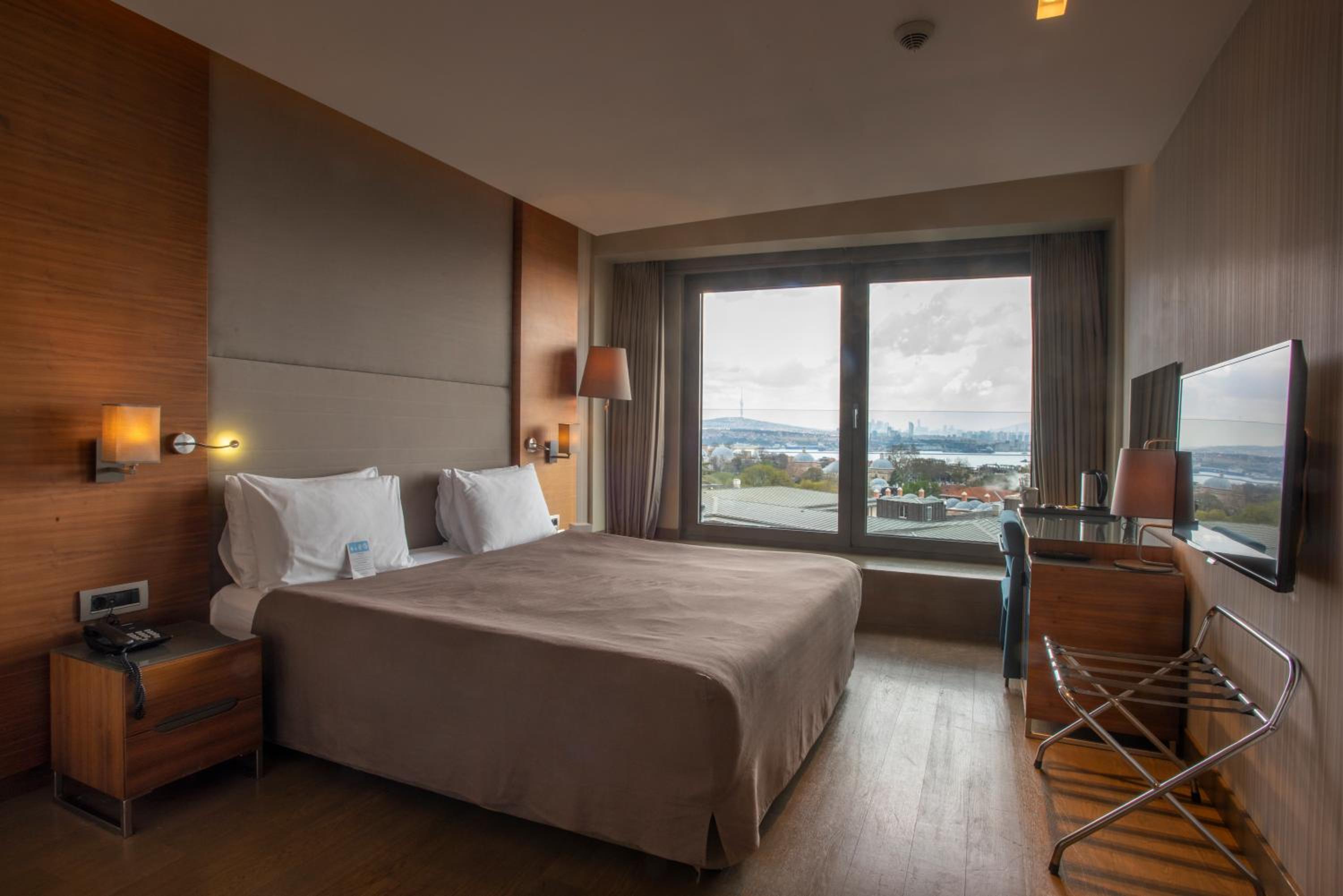 Available room