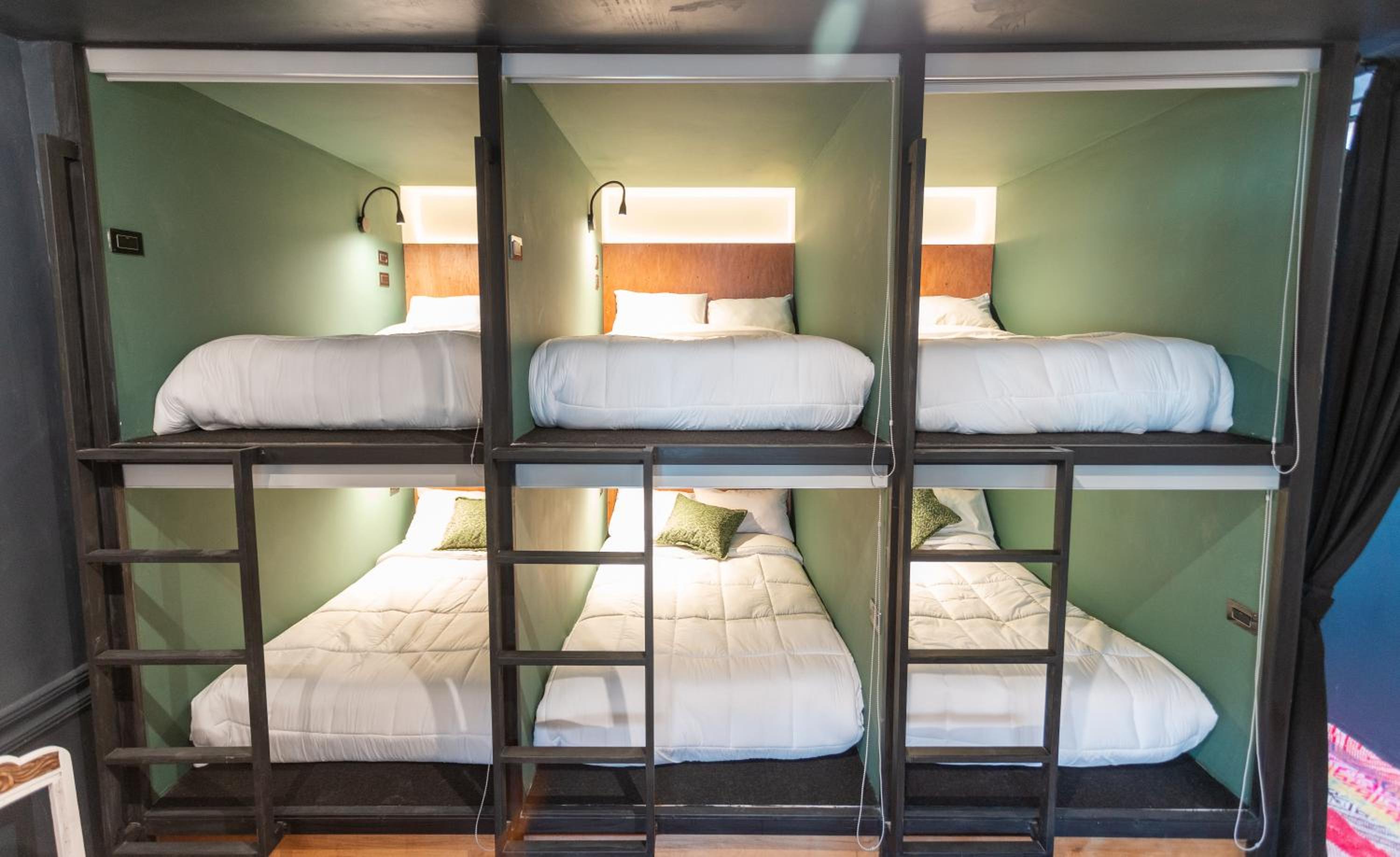Bed in 12-Bed Mixed Dormitory Room photo 2