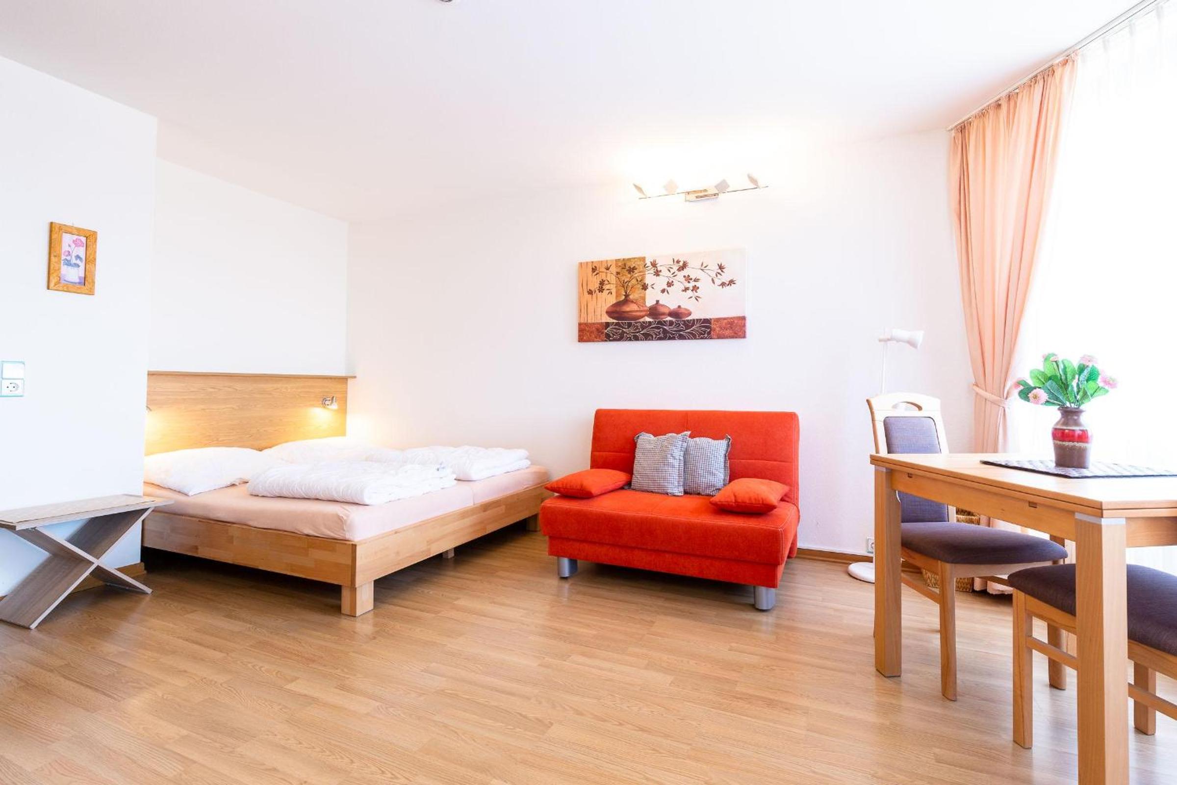 Apartment with Lake View photo 2