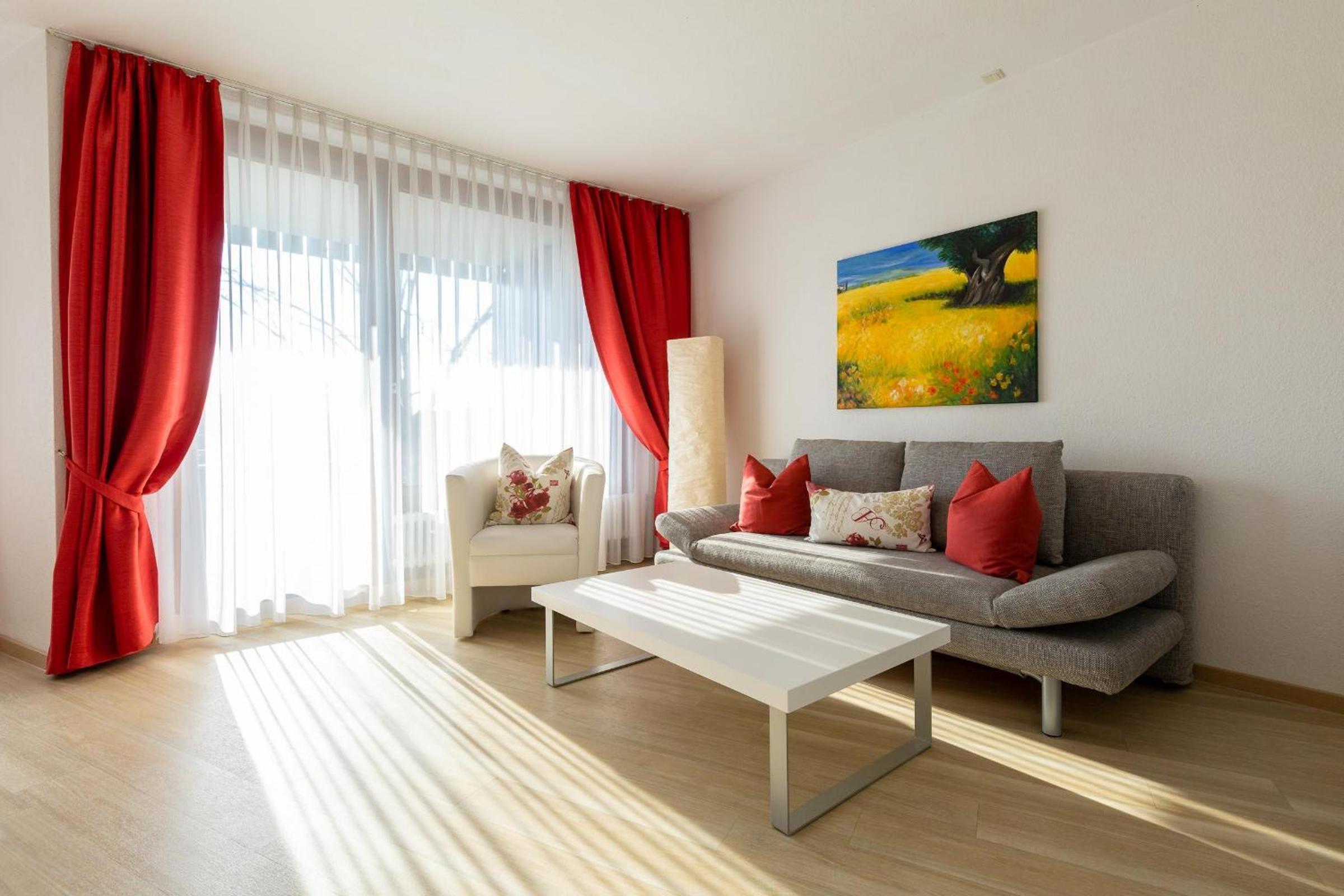 Apartment with Balcony photo 1