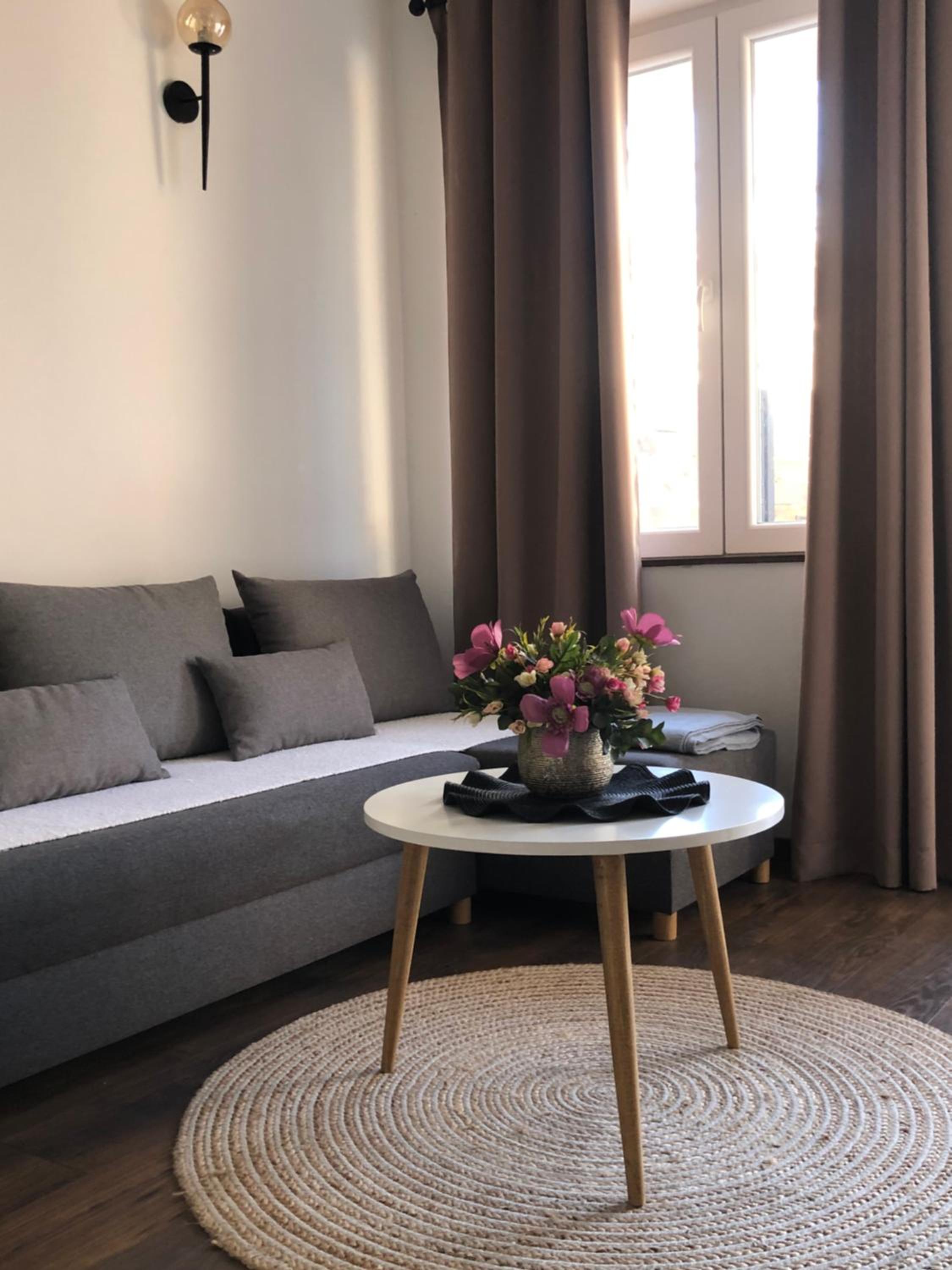 Deluxe Apartment photo 2