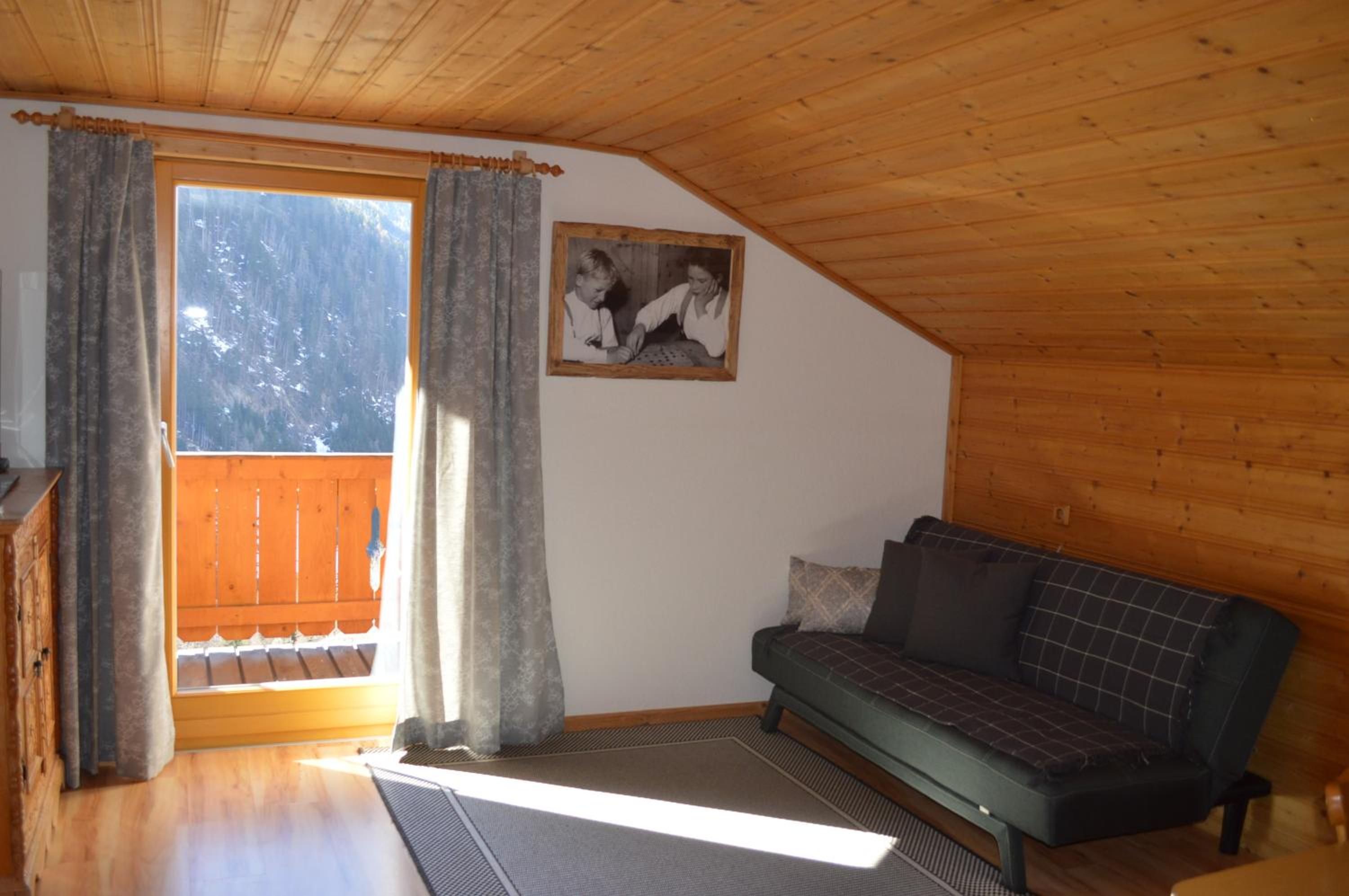 Two-Bedroom Apartment (4 Adults)