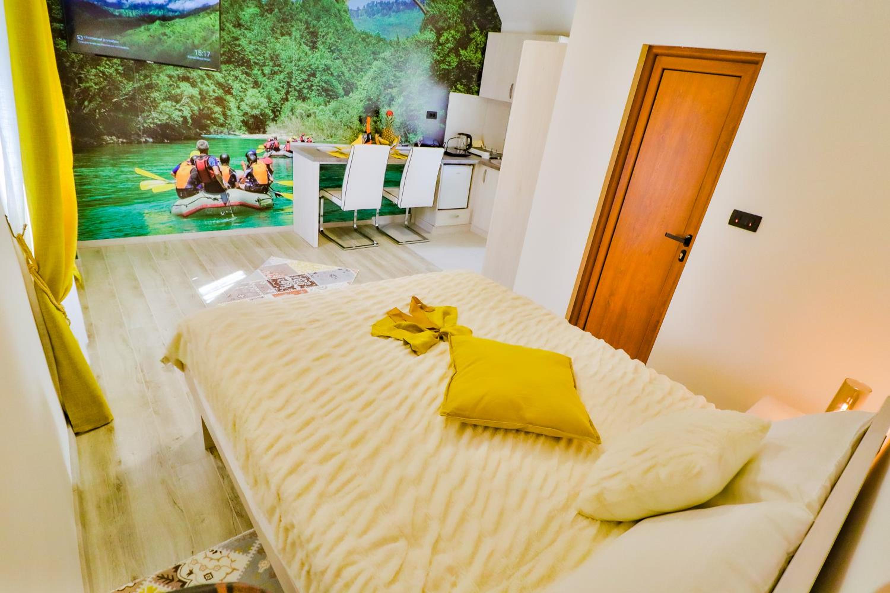 Studio Apartment photo 1