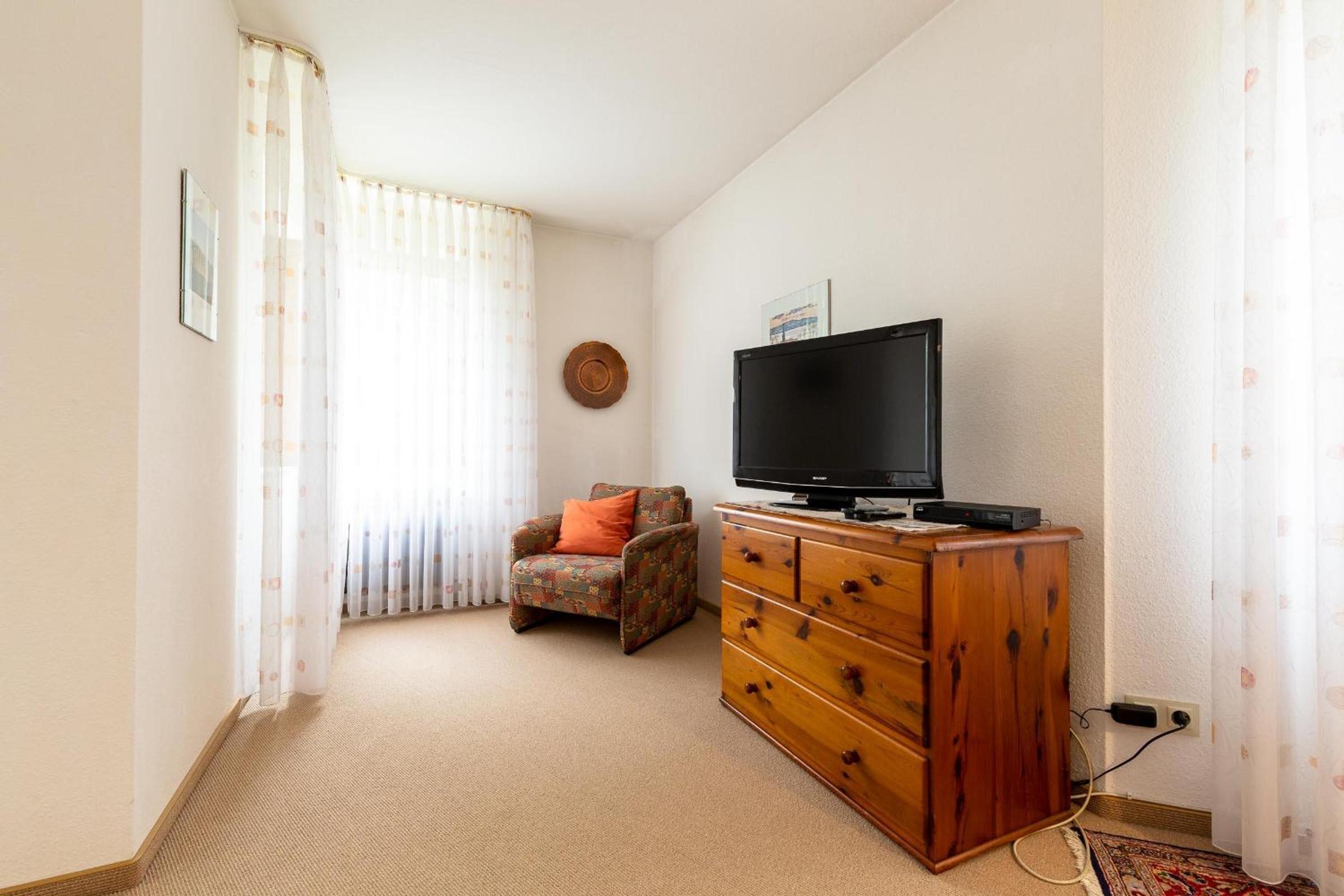 Apartment with Terrace photo 3