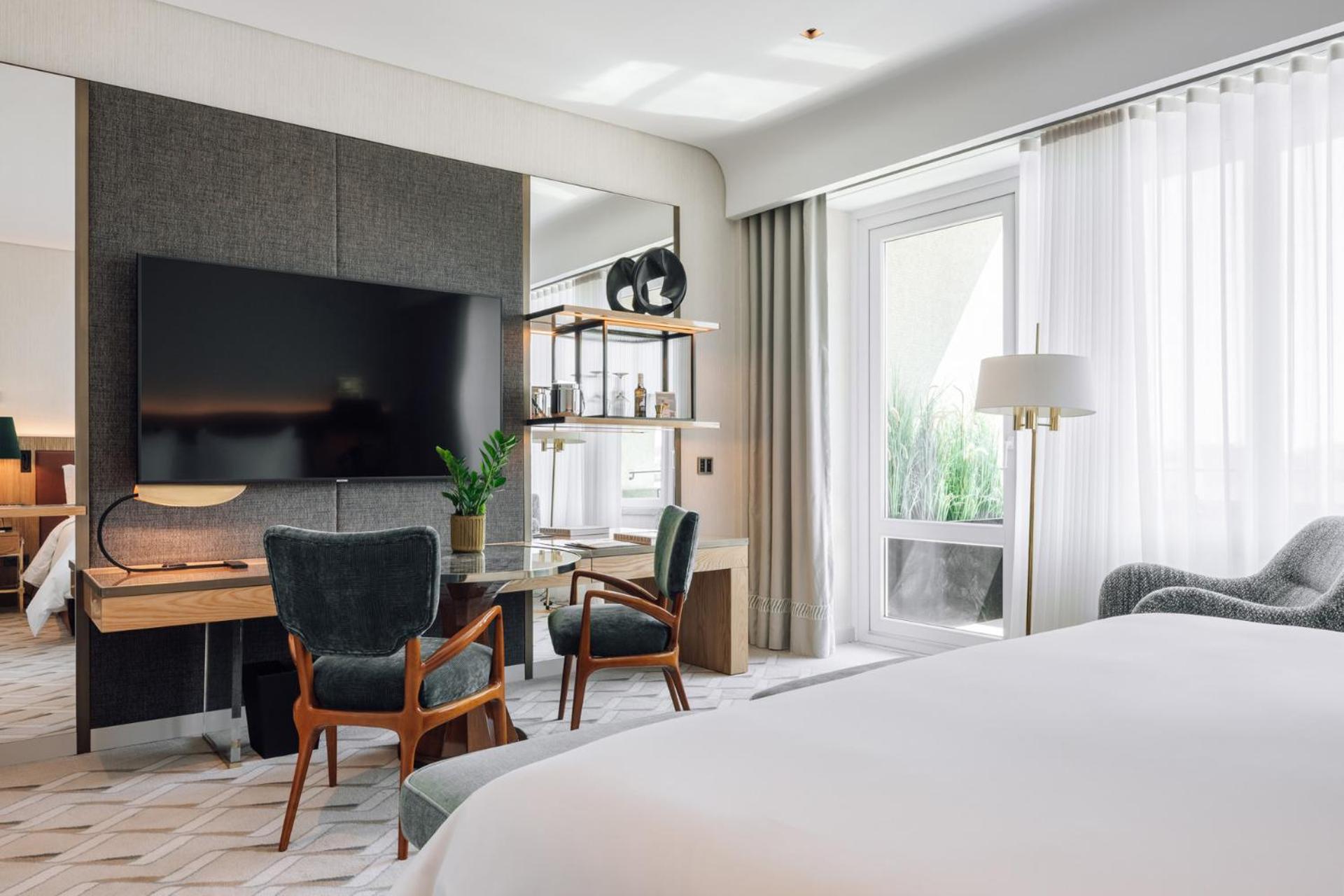 Premier City View Room - Photo 2