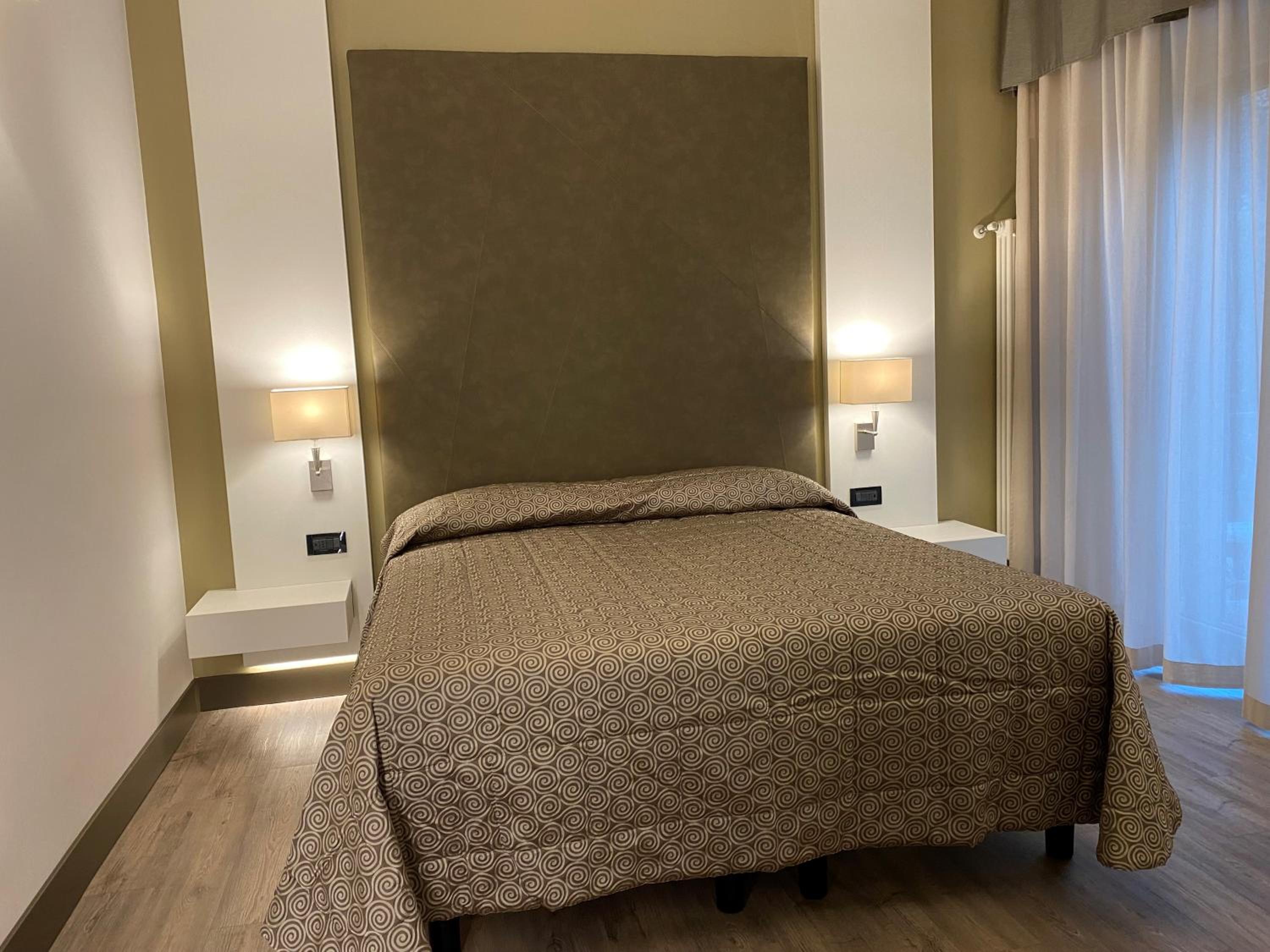 Standard Double or Twin Room with Balcony photo 3