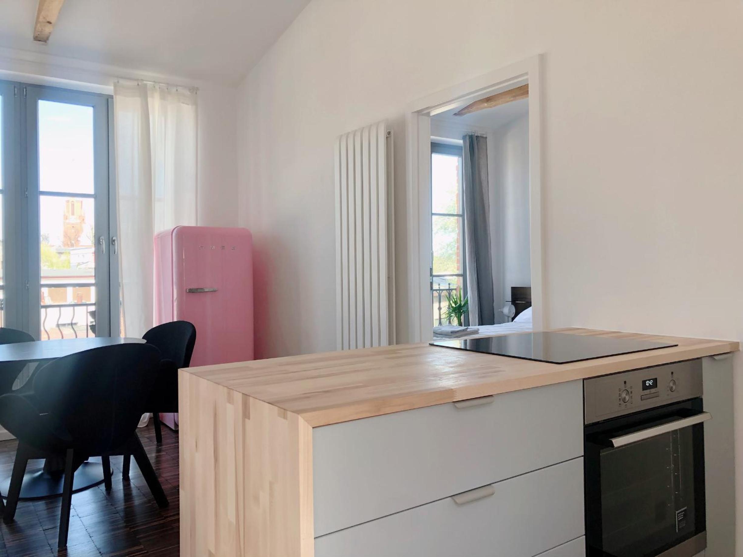 One-Bedroom Apartment photo 3