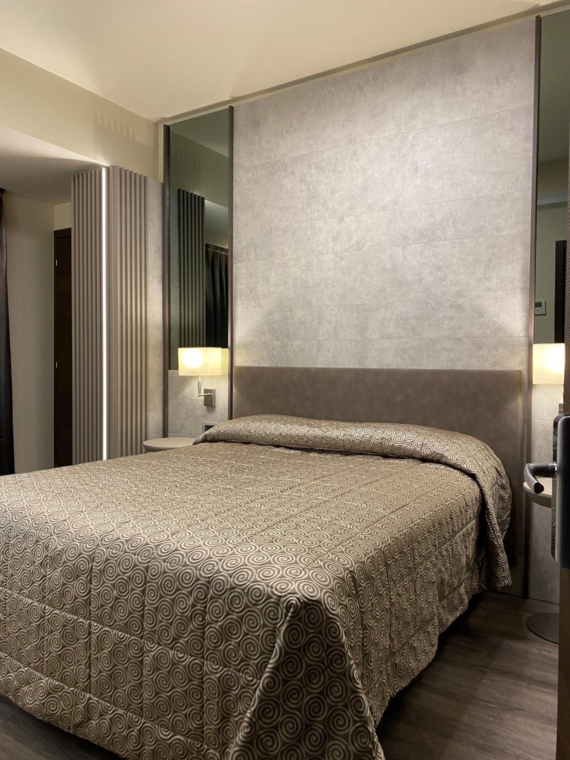 Double Room with Balcony photo 3