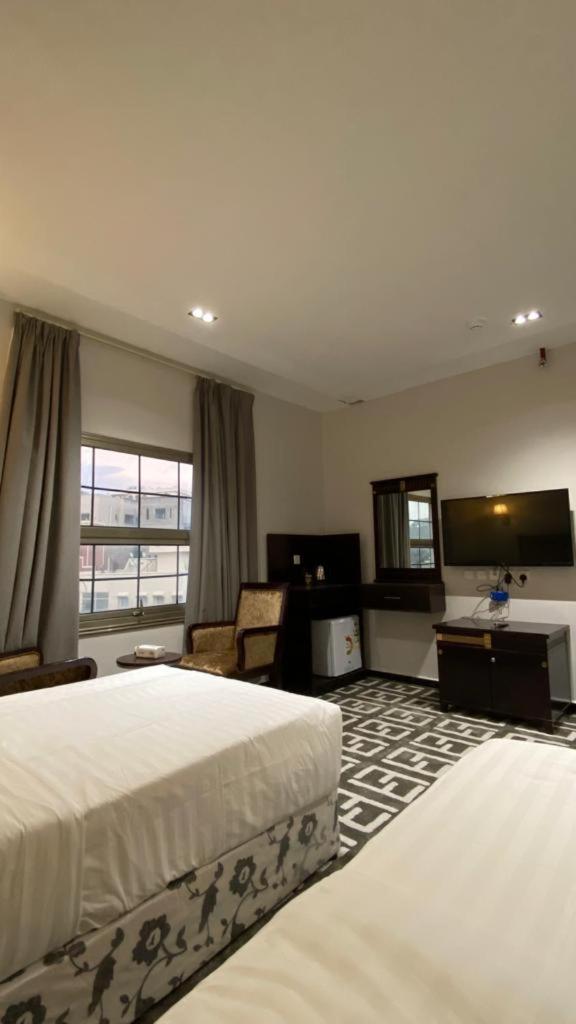 Twin Room - Photo 1