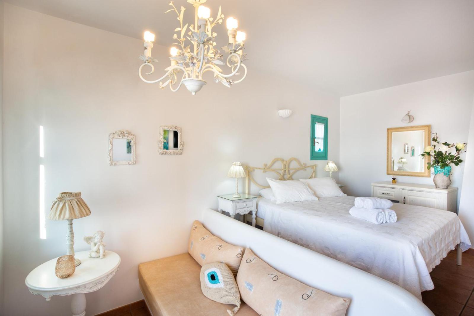 Standard Triple Room photo 2