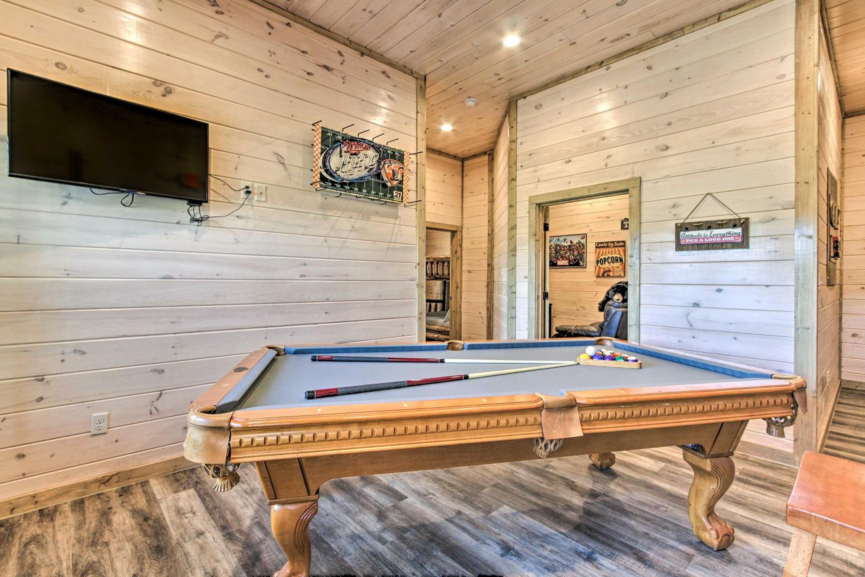 Seven-Bedroom House - Photo 34