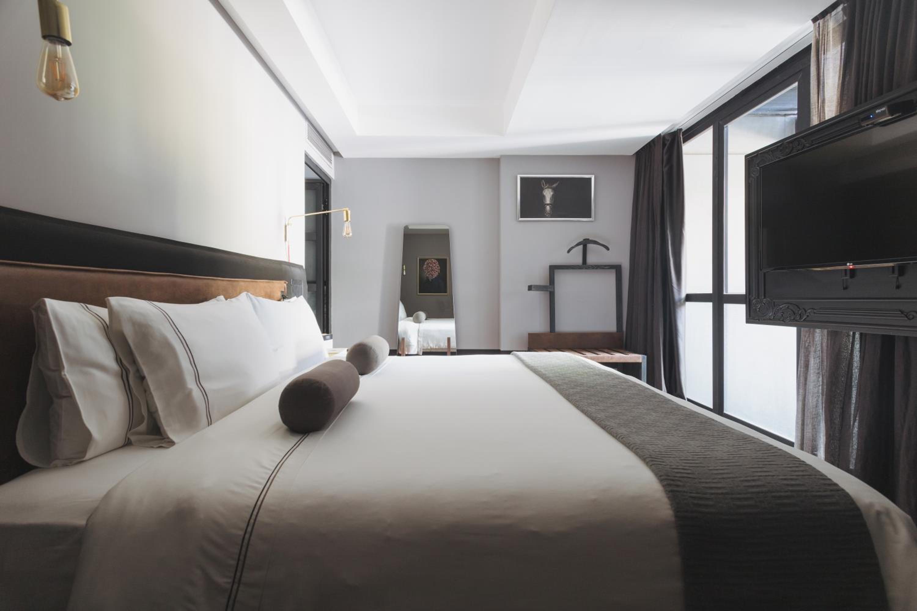 Junior Suite with Balcony photo 1