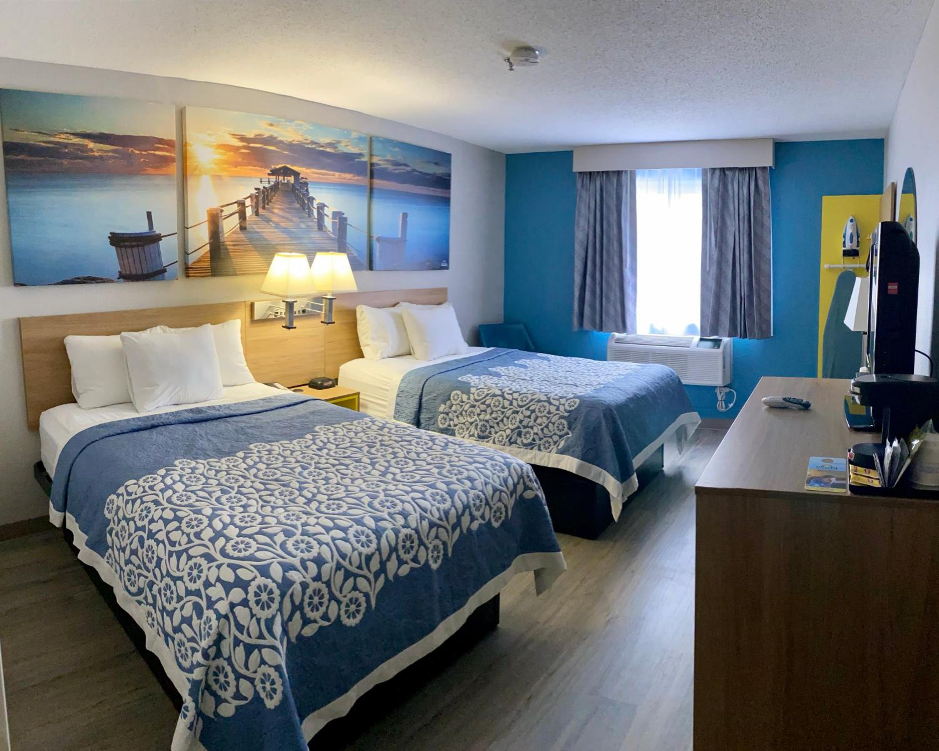 Standard Room with Double Bed - Non-Smoking - Photo 3