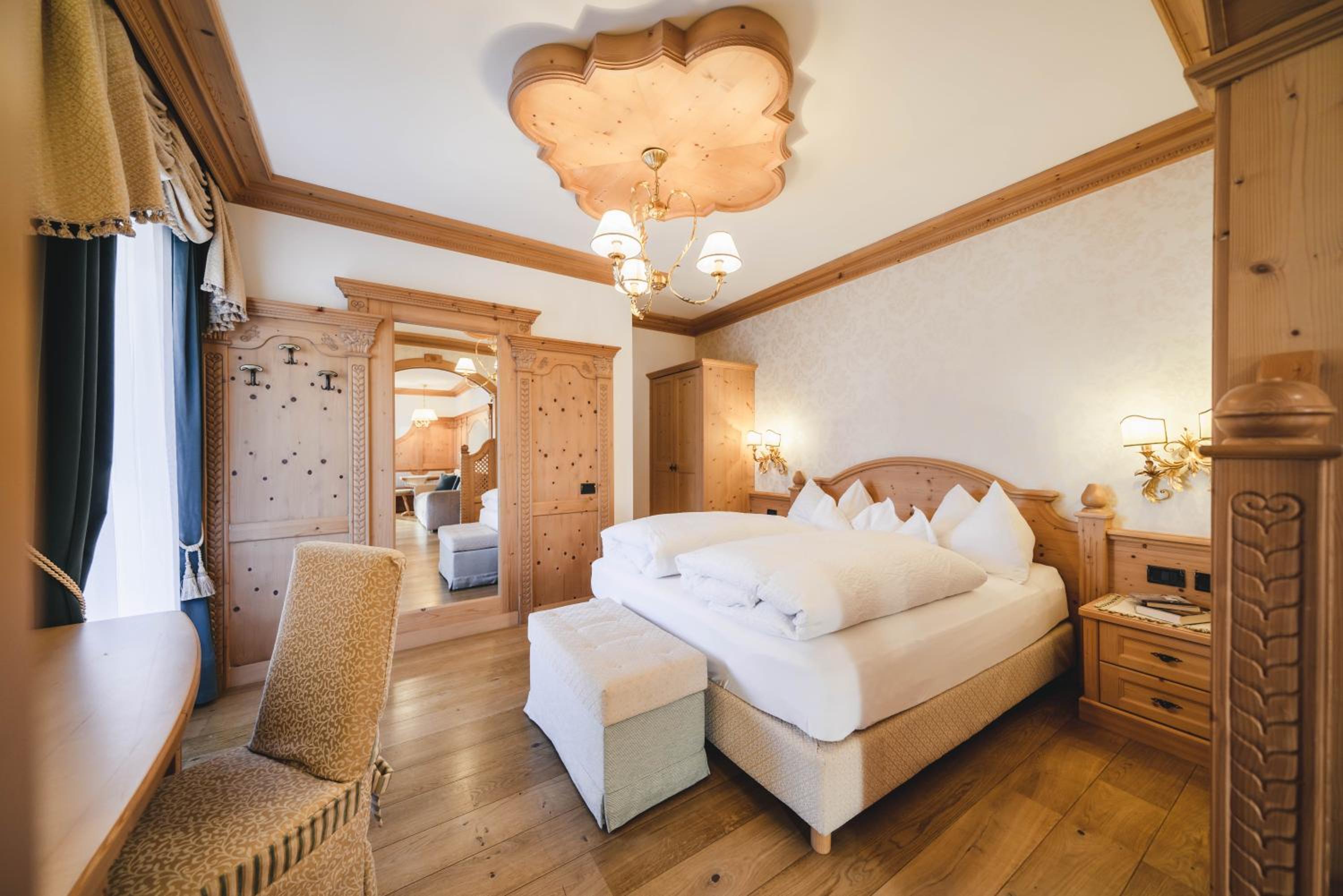 Junior Suite - Photo 1