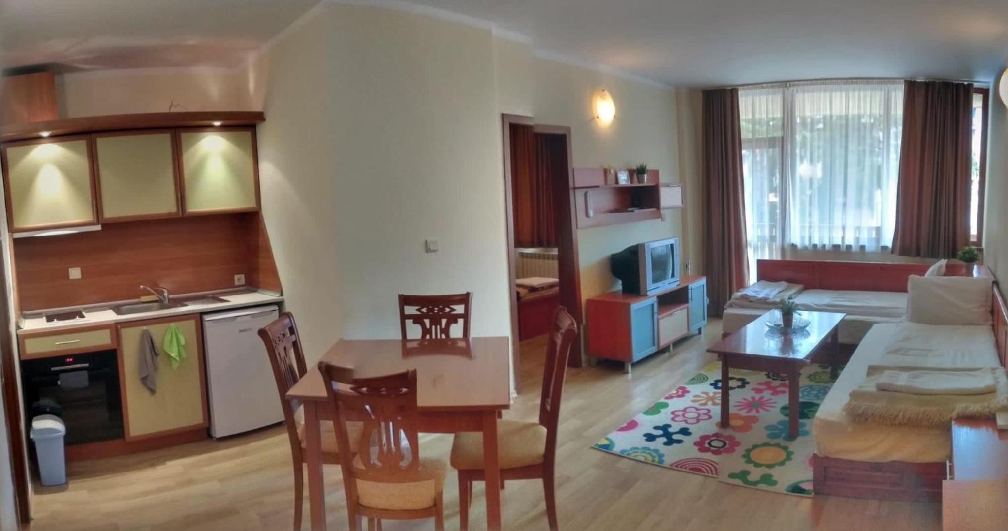One-Bedroom Apartment - Photo 6