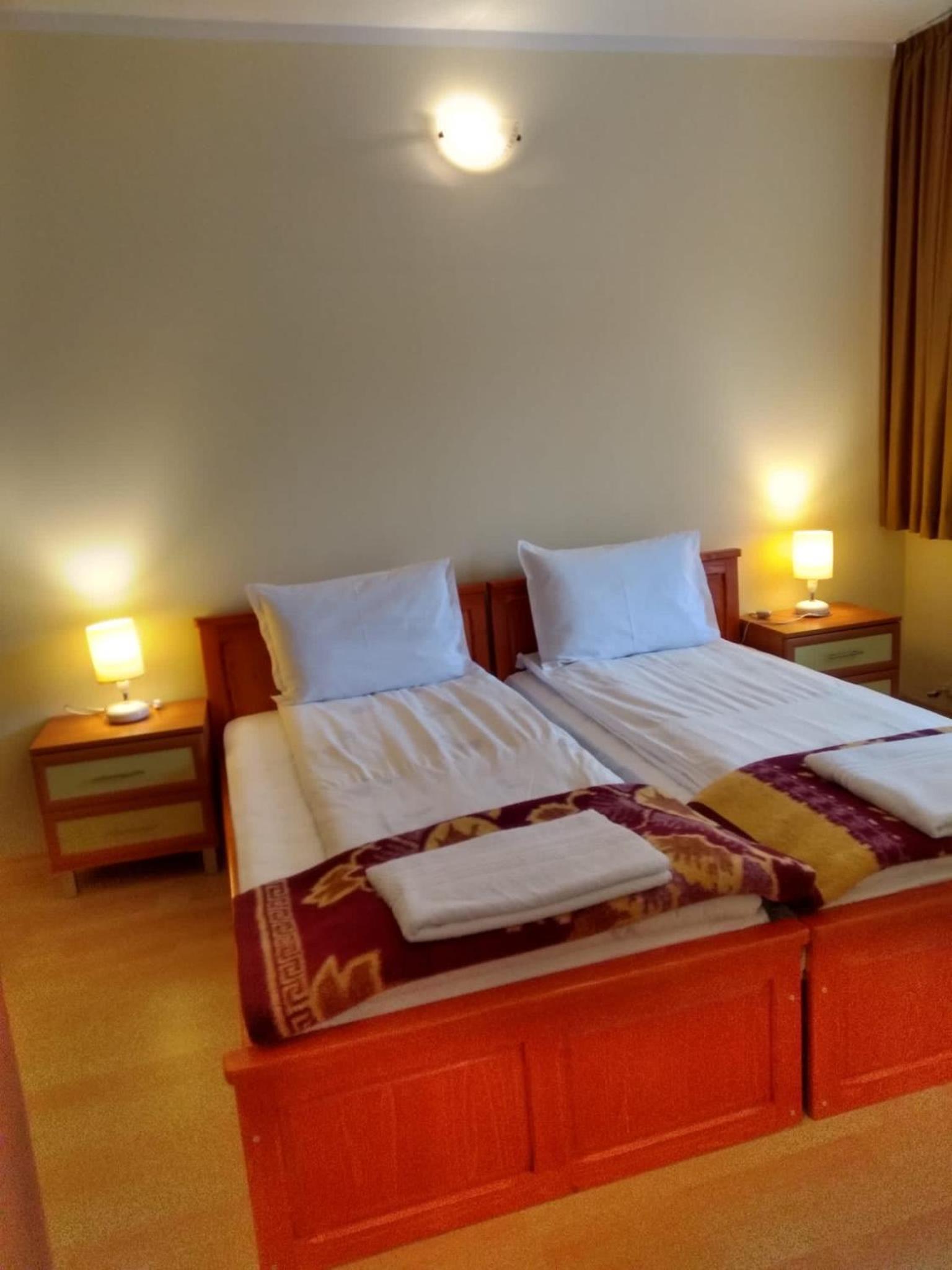 One-Bedroom Apartment - Photo 7