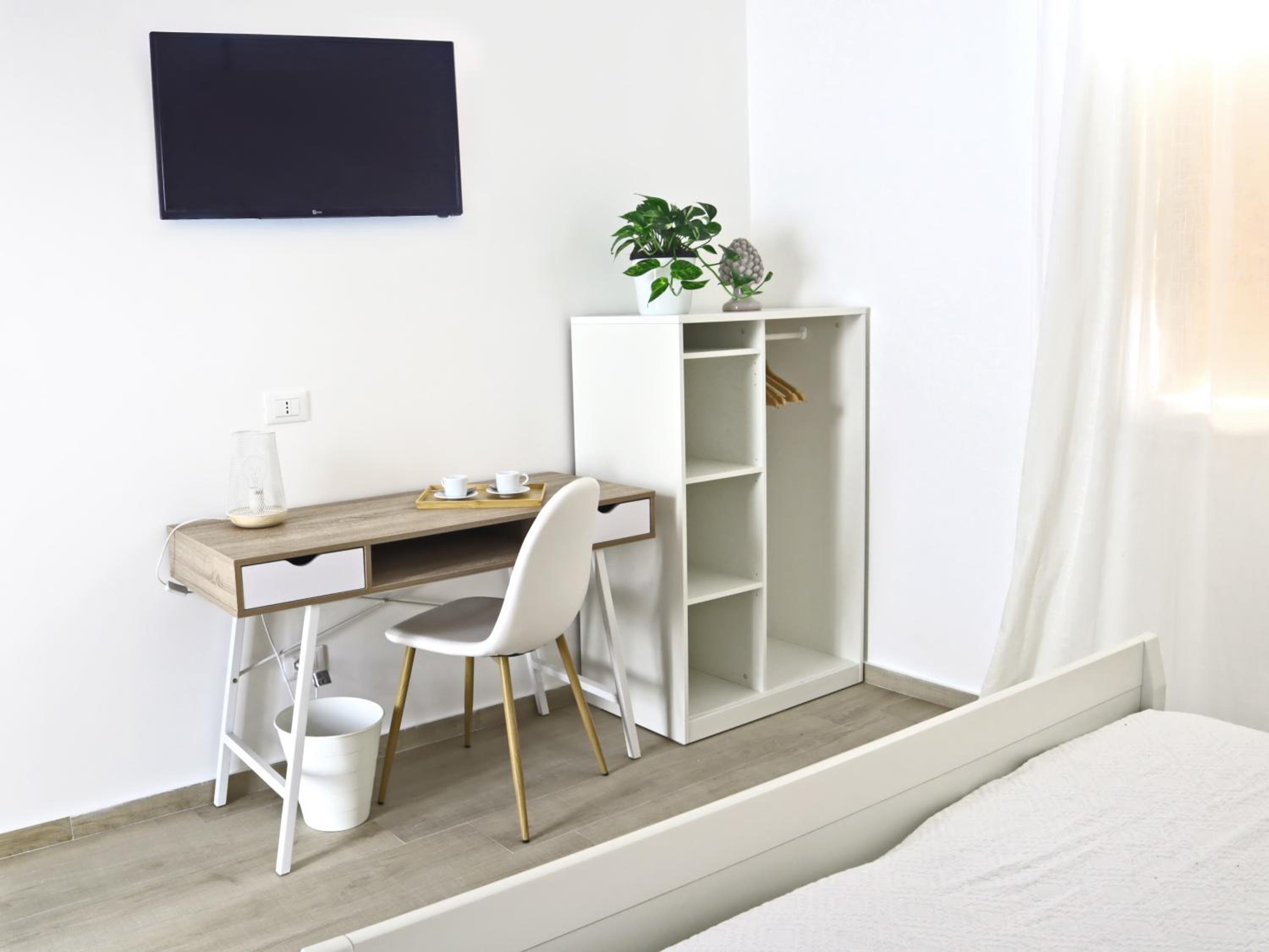Double Room with Patio photo 2