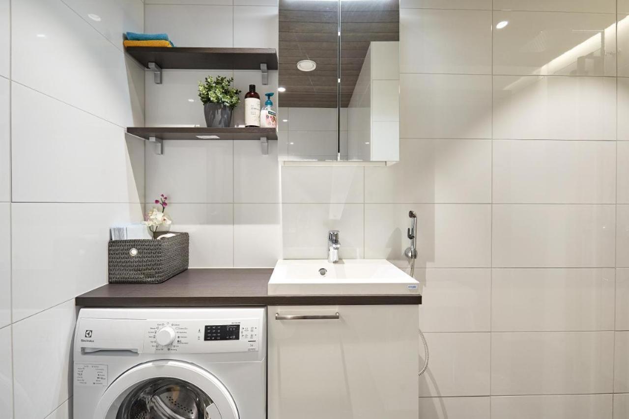 One-Bedroom Apartment - Photo 16