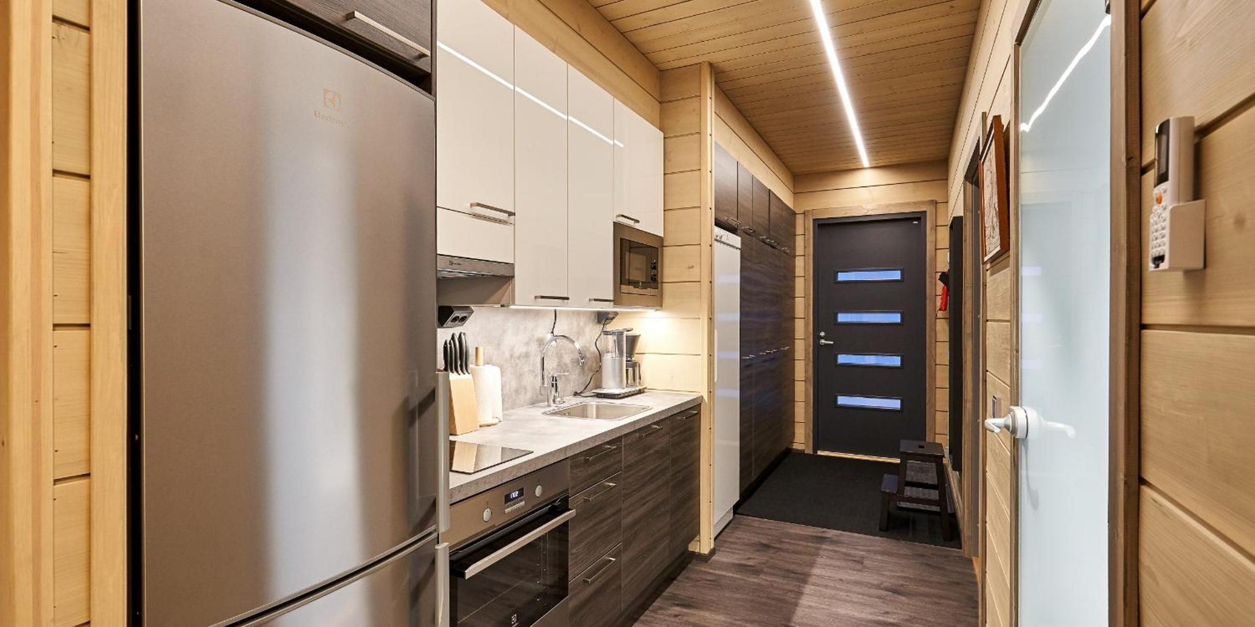 One-Bedroom Apartment - Photo 3
