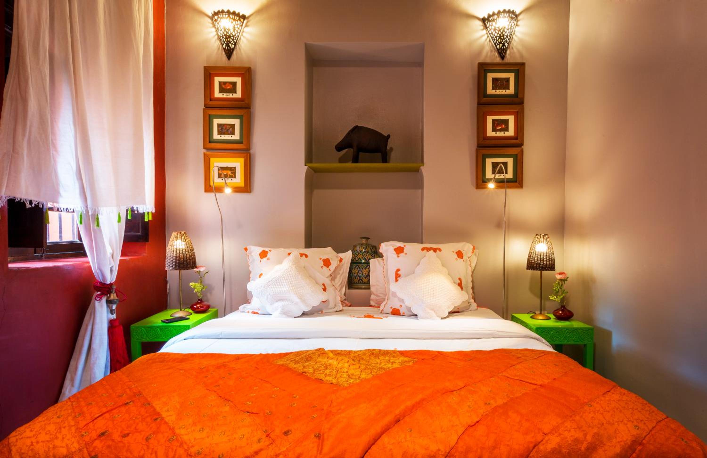 Deluxe Double Room - Photo 16