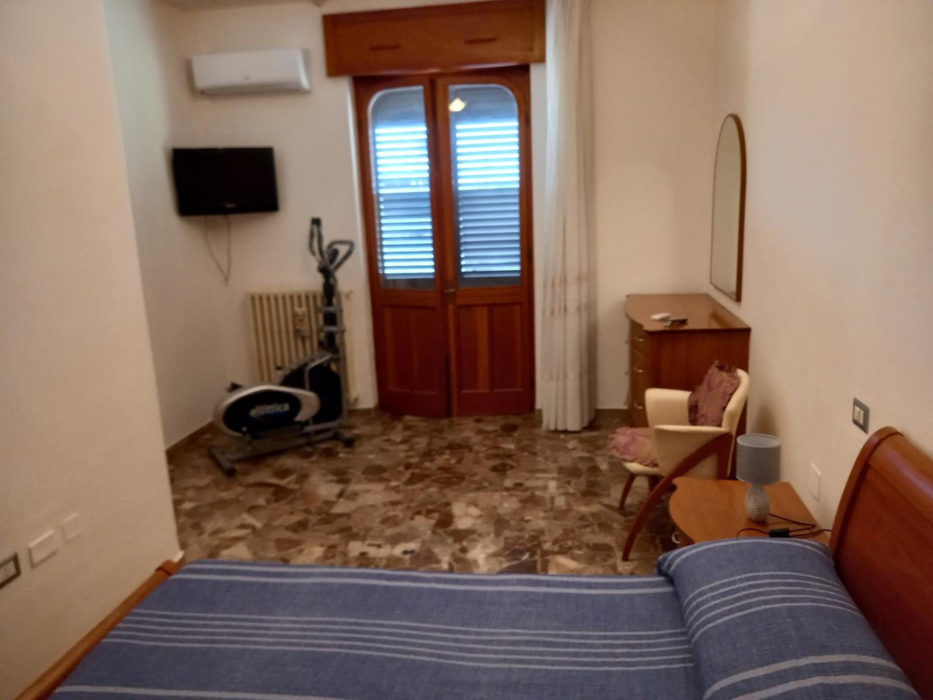 Two-Bedroom Apartment - Photo 4